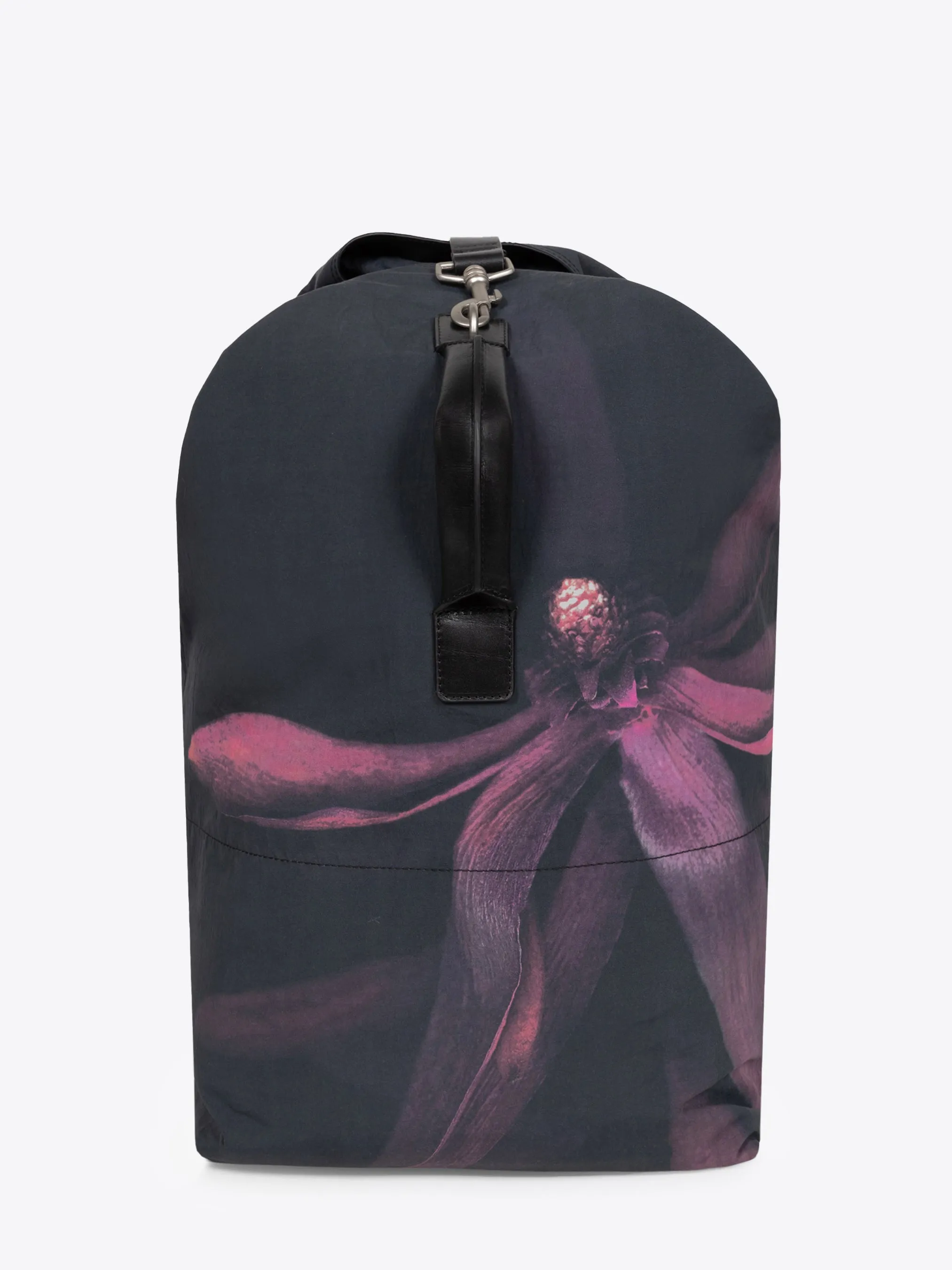 Adjustable nylon bag Formal jacket with trousers Sharp-cut jacket