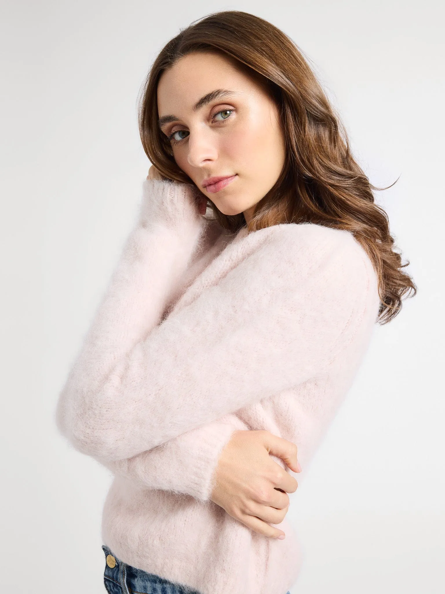 Ergonomic Shoulder Cut Odor Resistant Technology Aline Pullover in Rosewater