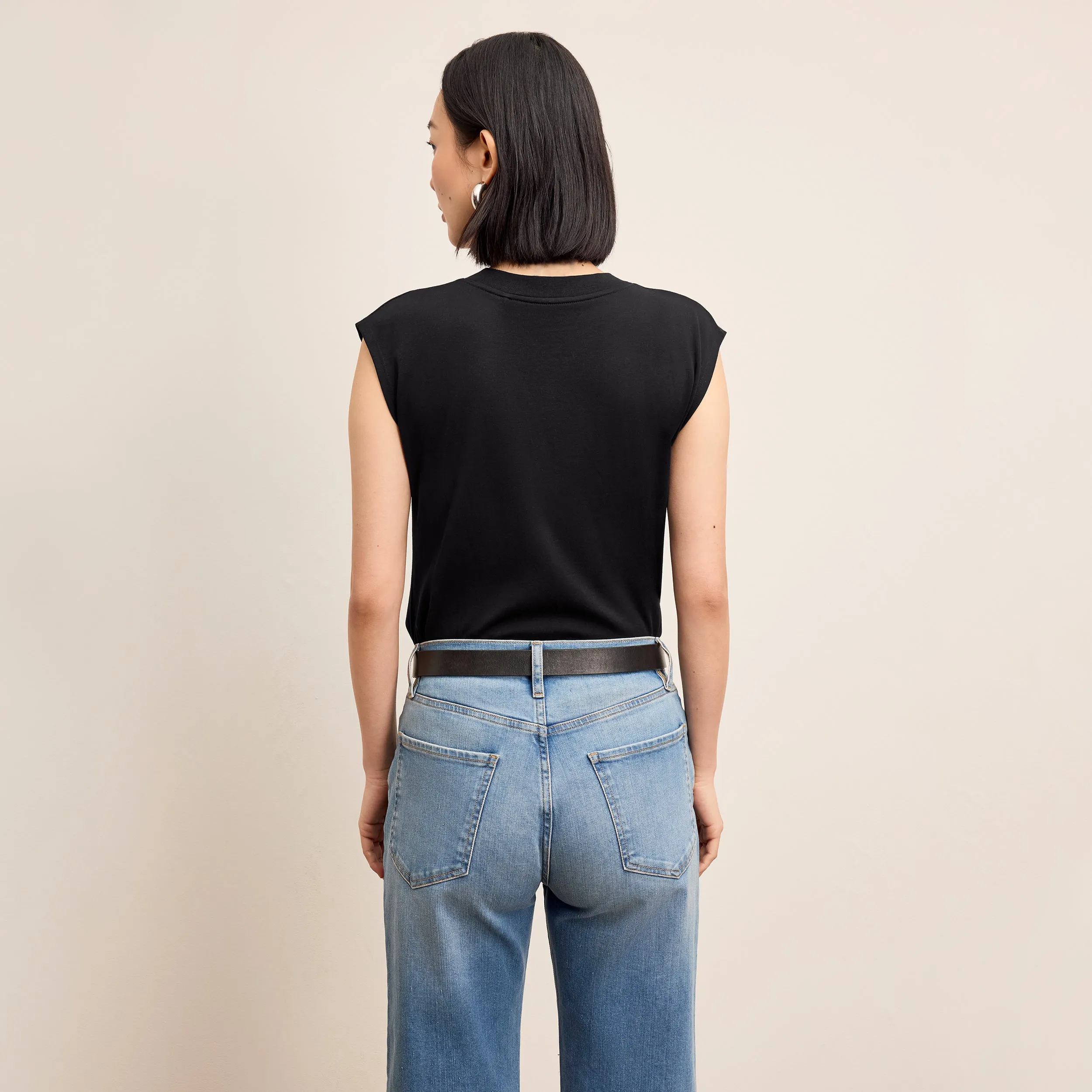 Sports Outfit Alina Muscle Tee - Organic Pima Cotton :: Black