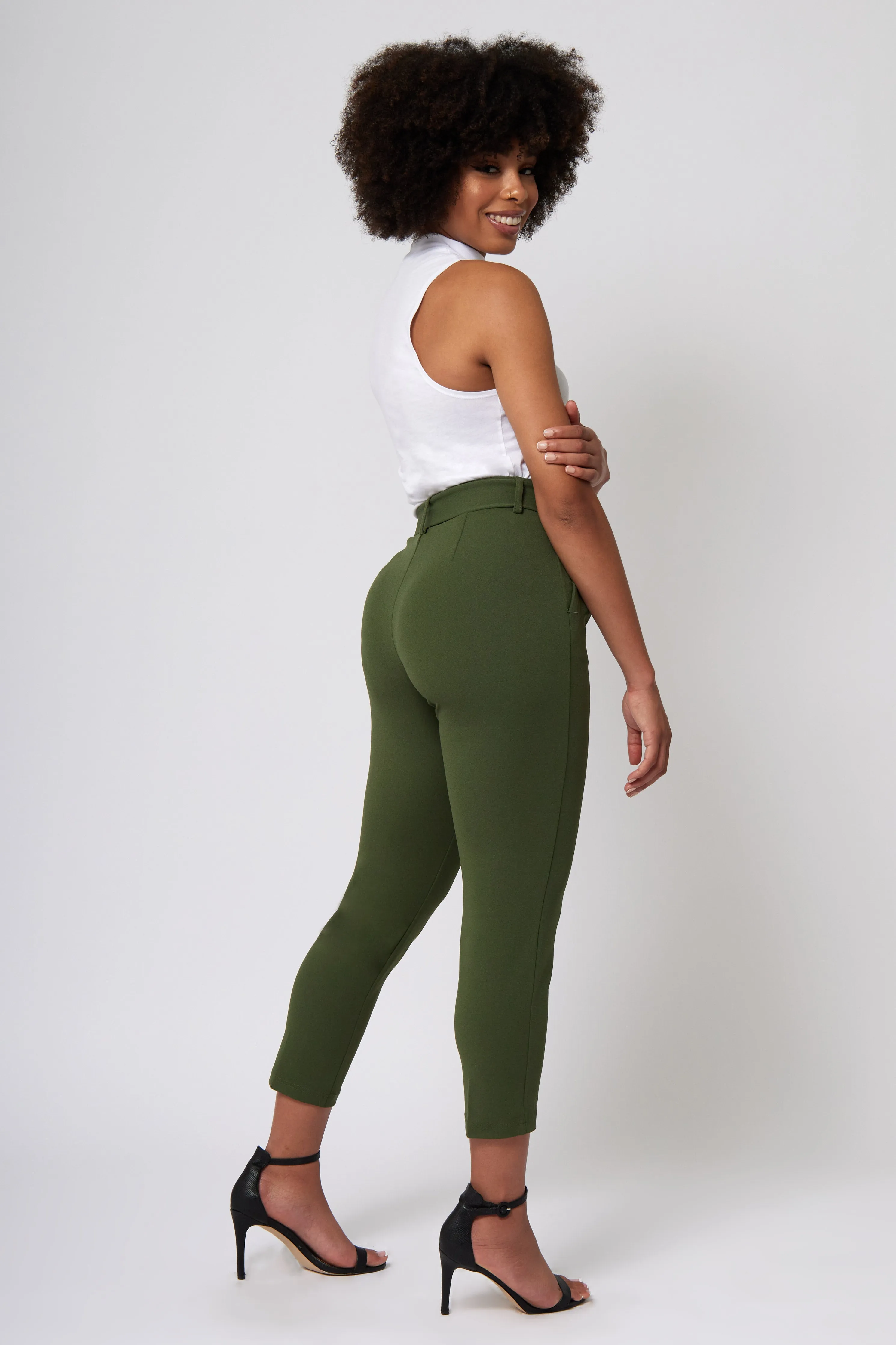 High Rise Self Buckle Knit Crepe Trousers Flat Lock Stitching Basic Utility