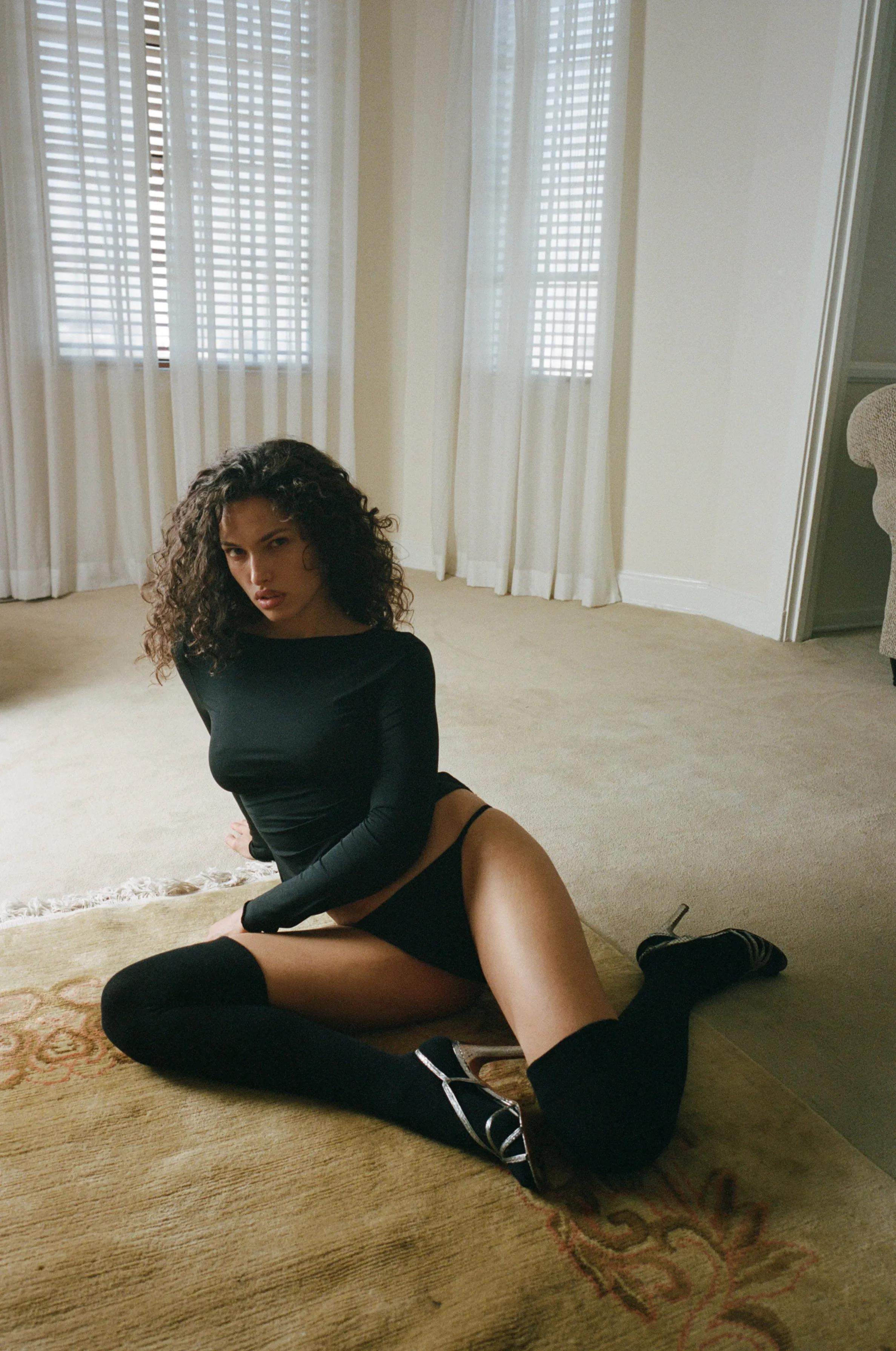 BrushedInnerSurface AMELIA TOP - BLACK