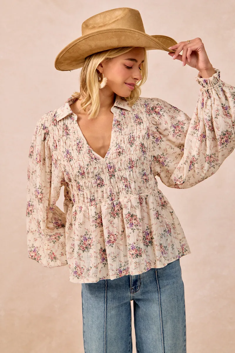 IT4443S-01 | FLORAL PRINTED WOVEN V NECK TOP WITH SMOKED DETAIL Stain Resistant Treatment