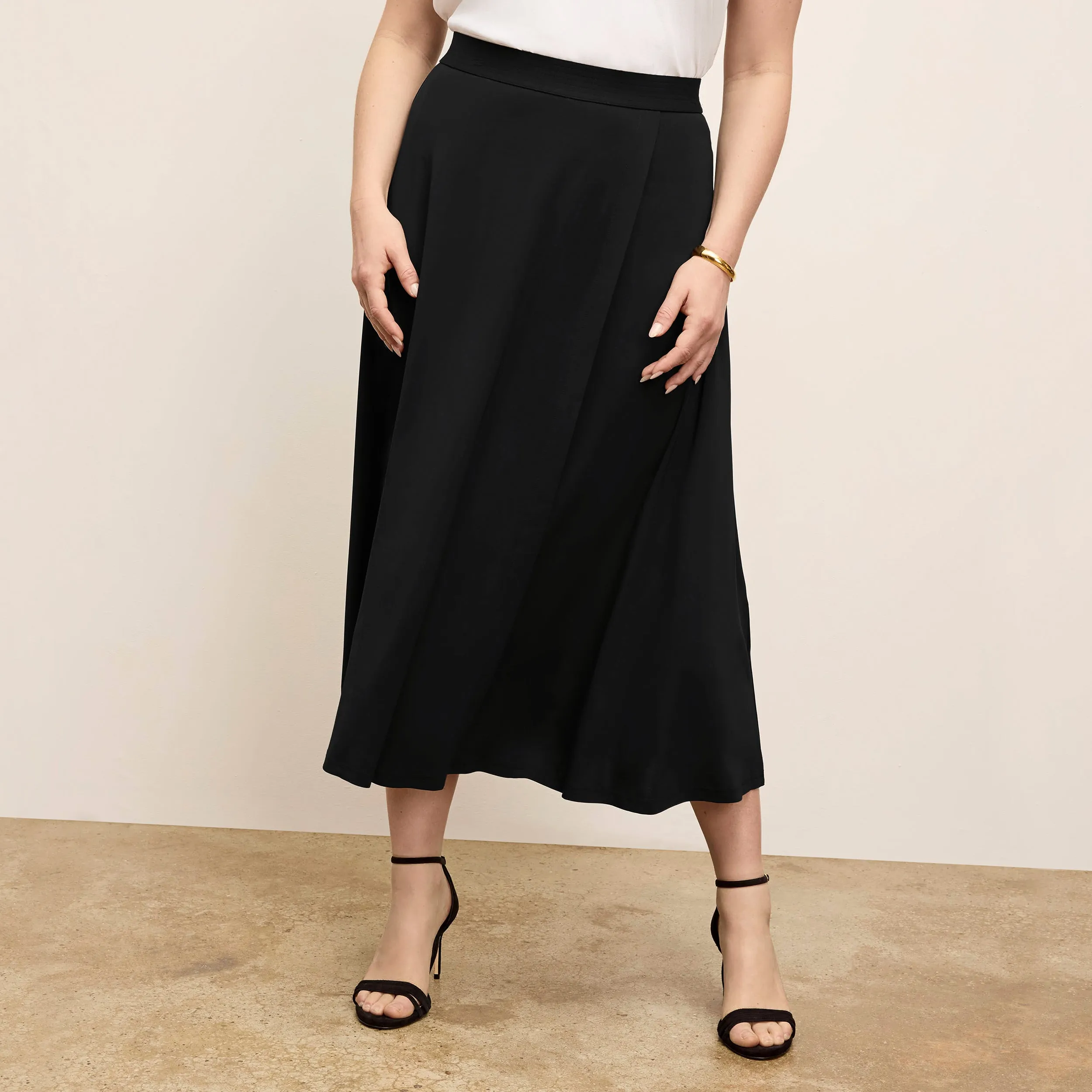 Stylish Choice Ara Midi Skirt - Light Jersey  :: Black
