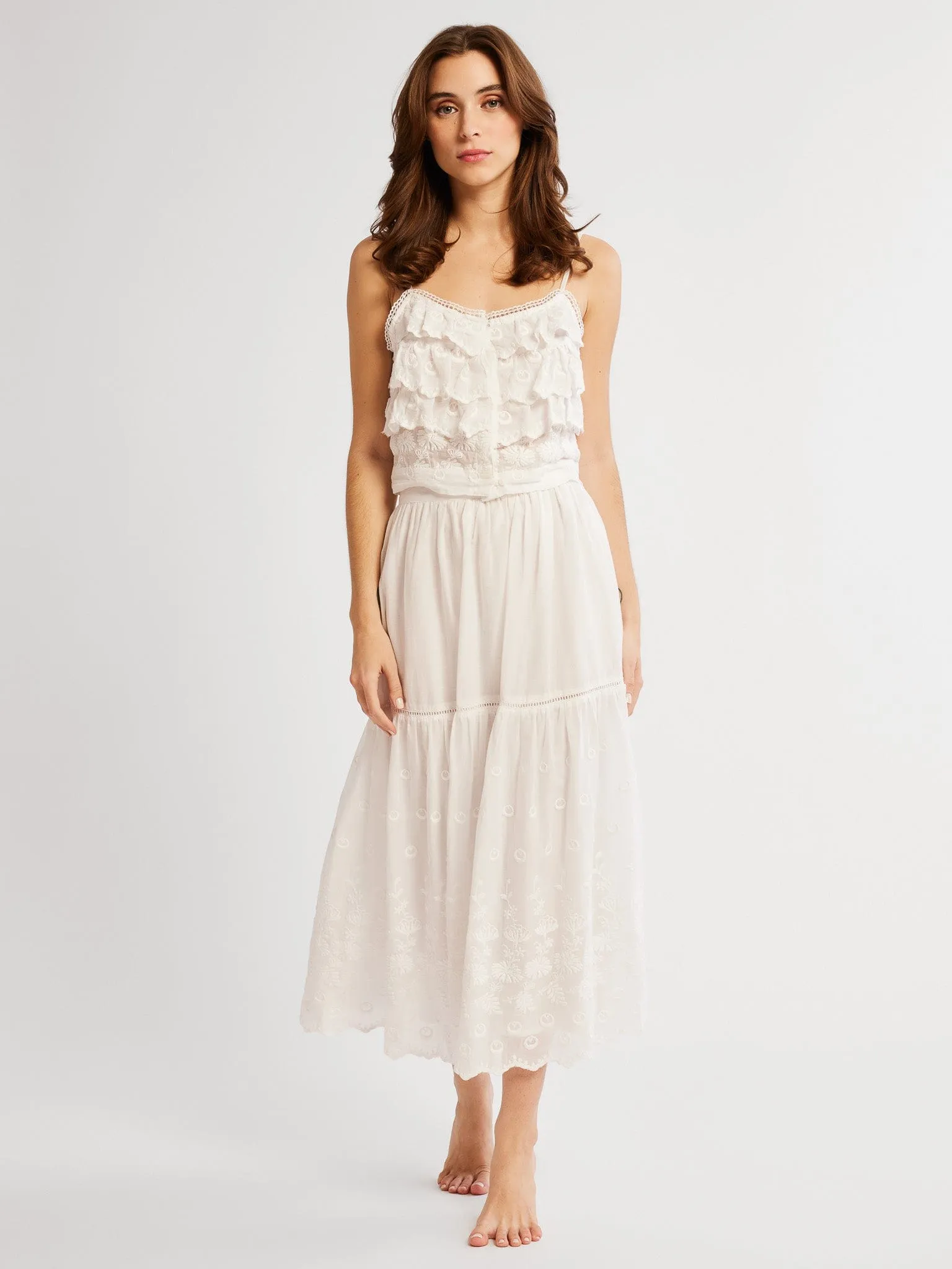 Betty Skirt in White Petal Embroidery Creative Look