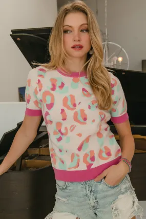 Thermal Lined MeshLinedVents IT4004R-02P | LEOPARD SWEATER ROUND NECK TOP WITH CONTRAT NECK AND BAND