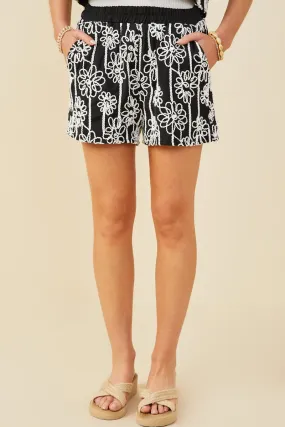 Durable Stitching Back pockets Daisy Embroidered Elastic Waist Shorts