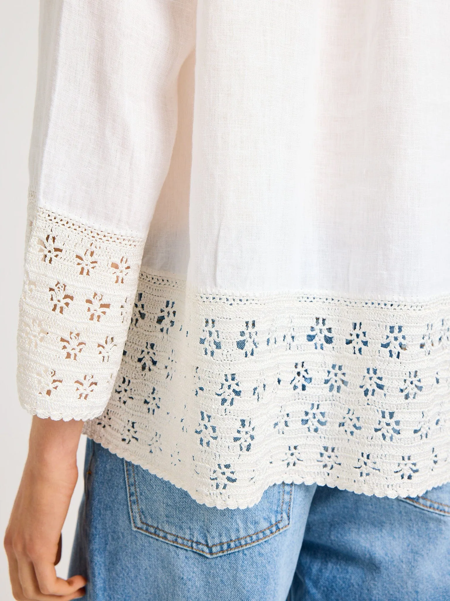 Stretch Weave Construction Elsie Top in White Linen