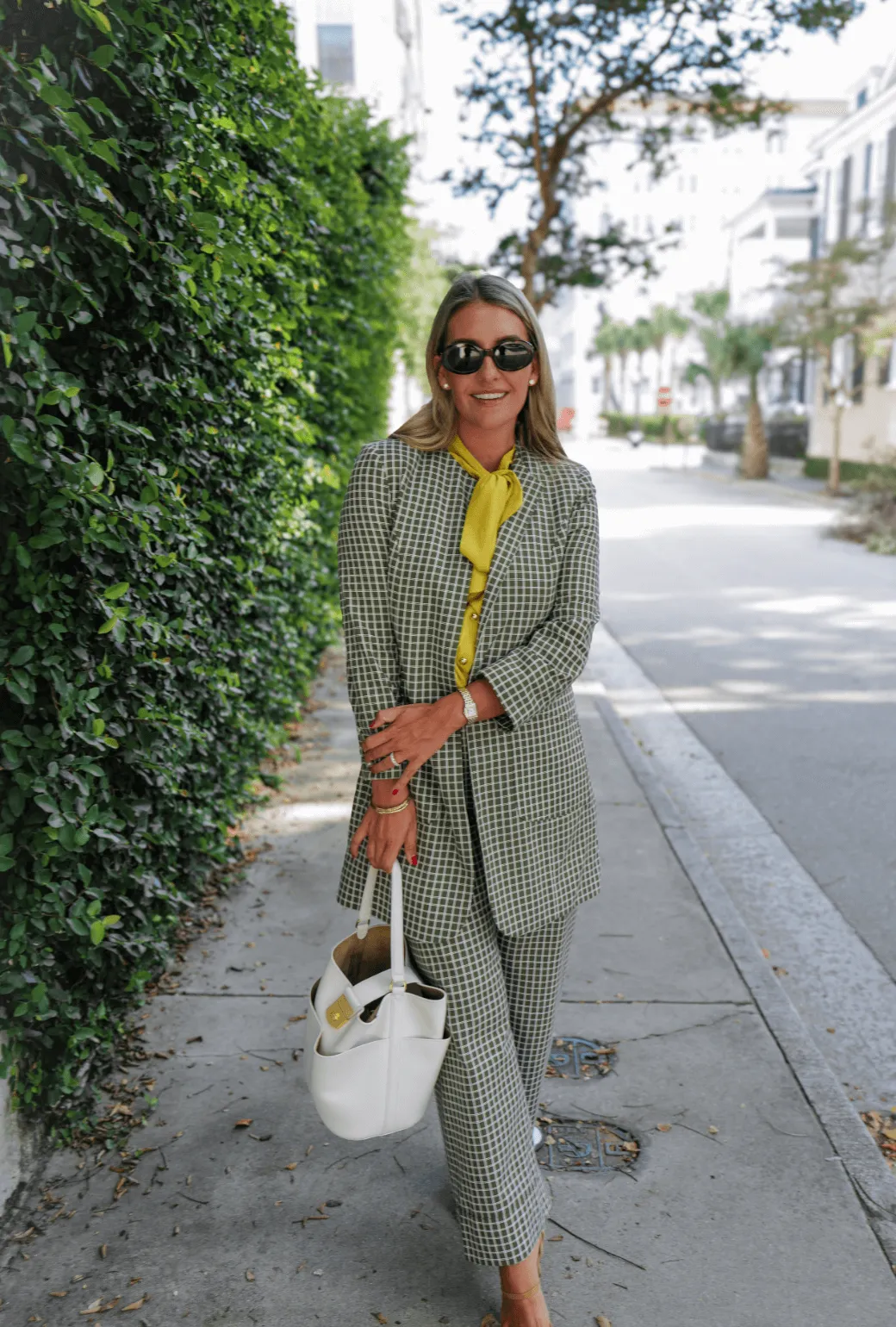 Sleeveless Tee BreathableMeshPanels Buru x Megan Stokes Big Bow Blouse - Chartreuse Paisley