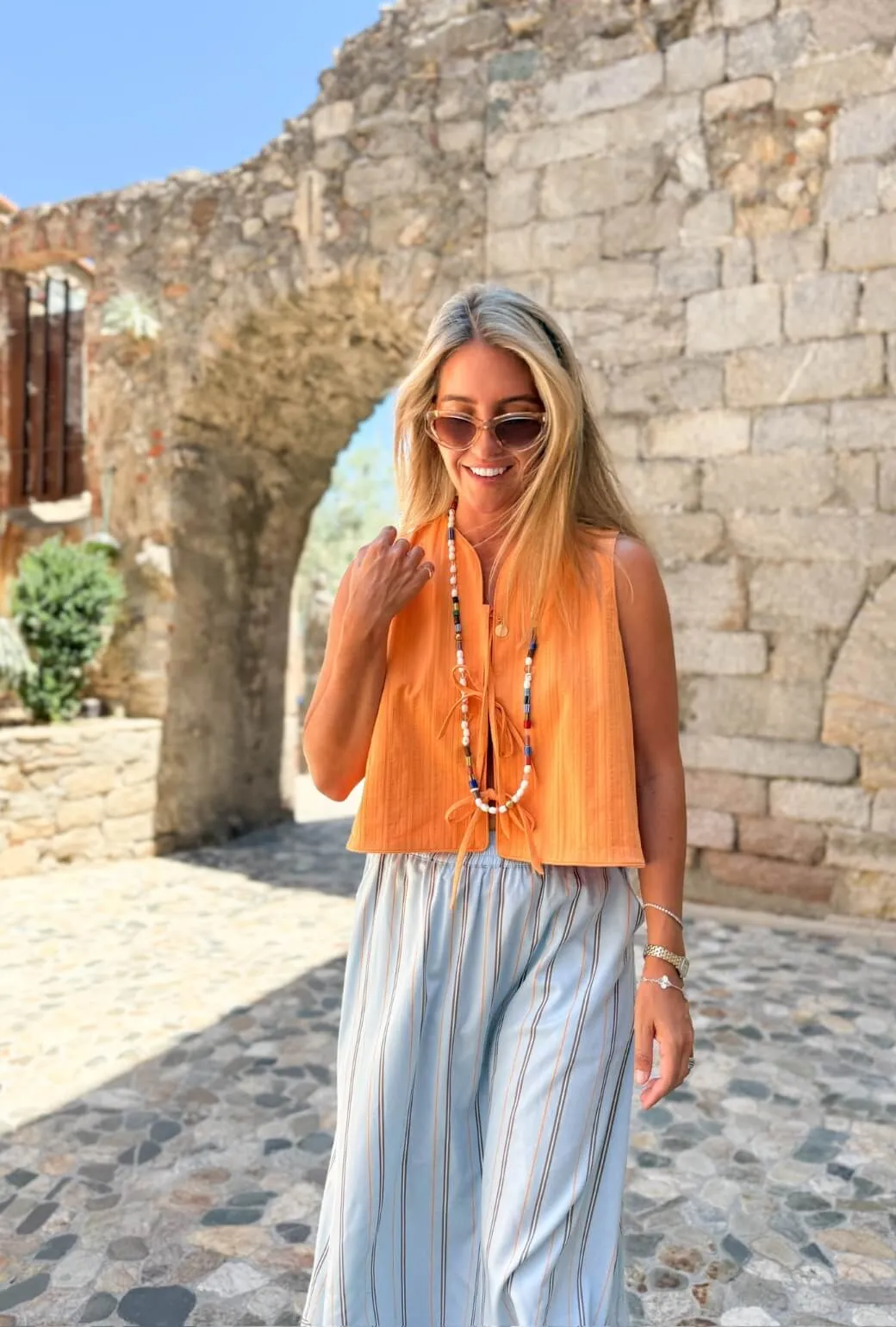 Buru x Megan Stokes  The Fife Vest - Orange Faille Loose Sweater Soft Touch Blend