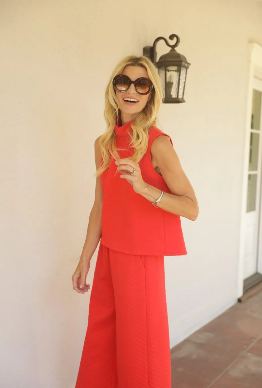 SnagResistant QuickRelease Buru x Val Cropped Sleeveless Mod Top 2.0 - Rouge Diamond Knit