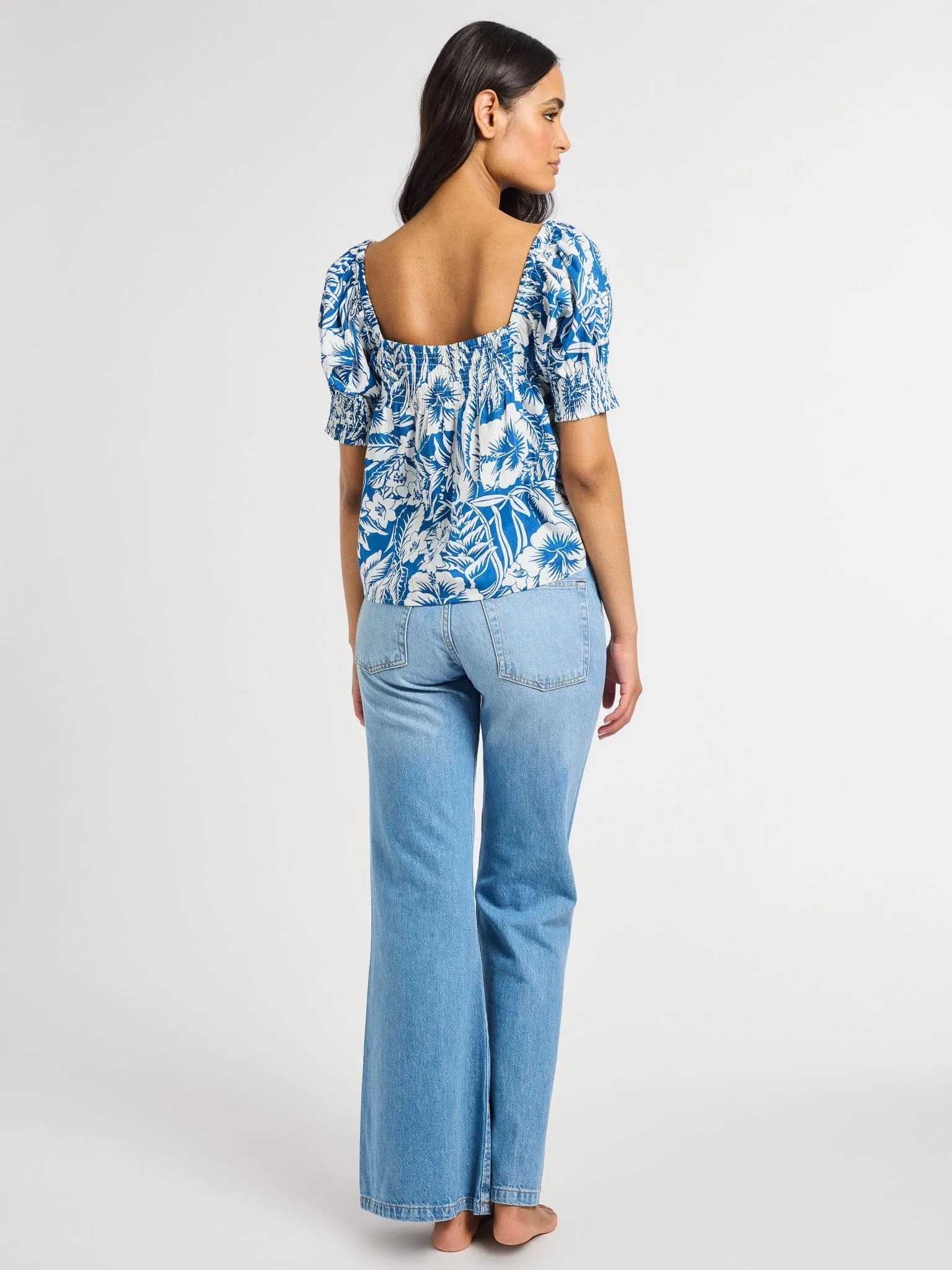 Caro Top in Blue Hibiscus Zipper Closure