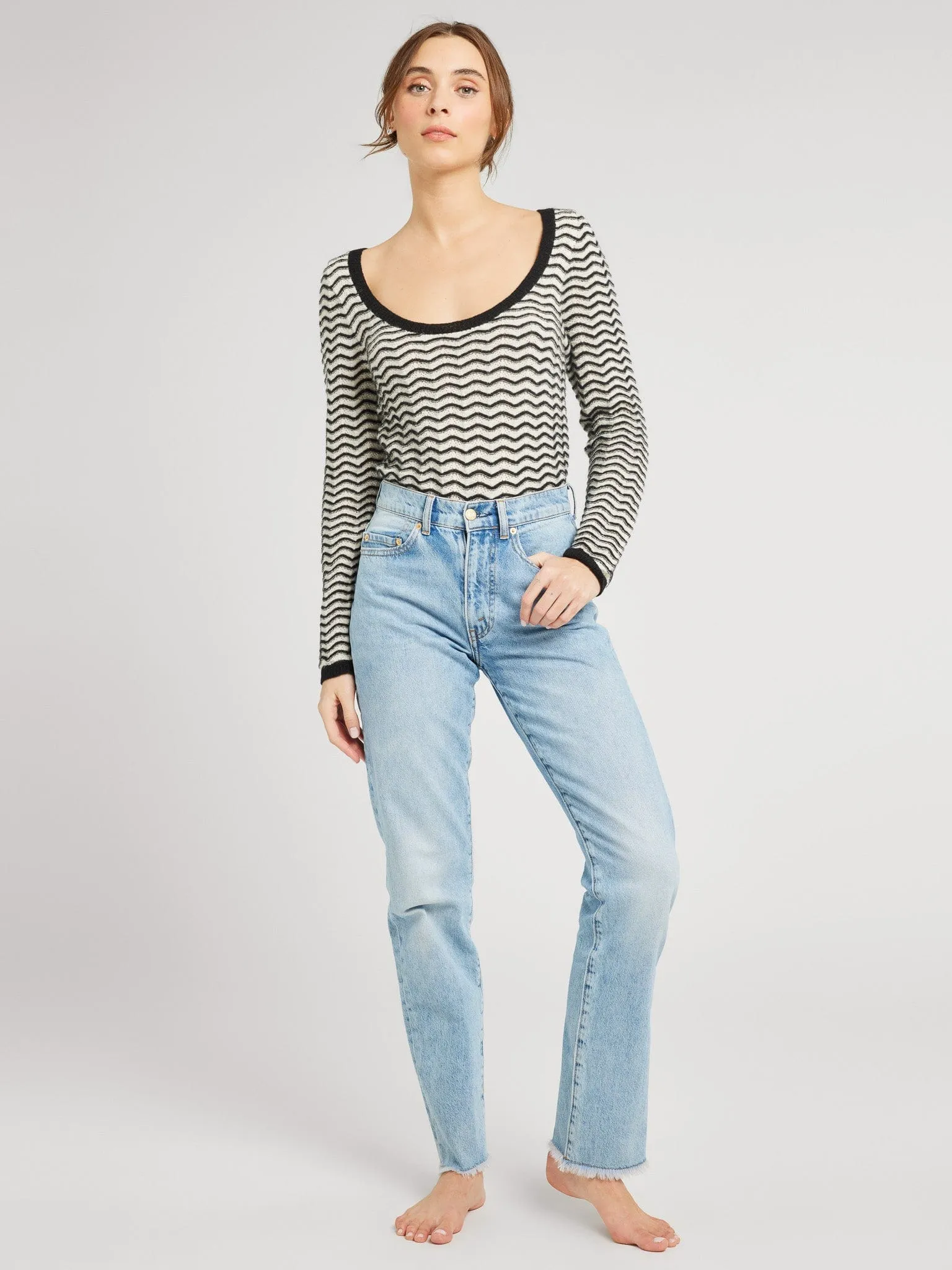 Catalina Pullover in Black & Ivory ConvertibleCollarSystem LowMaintenance