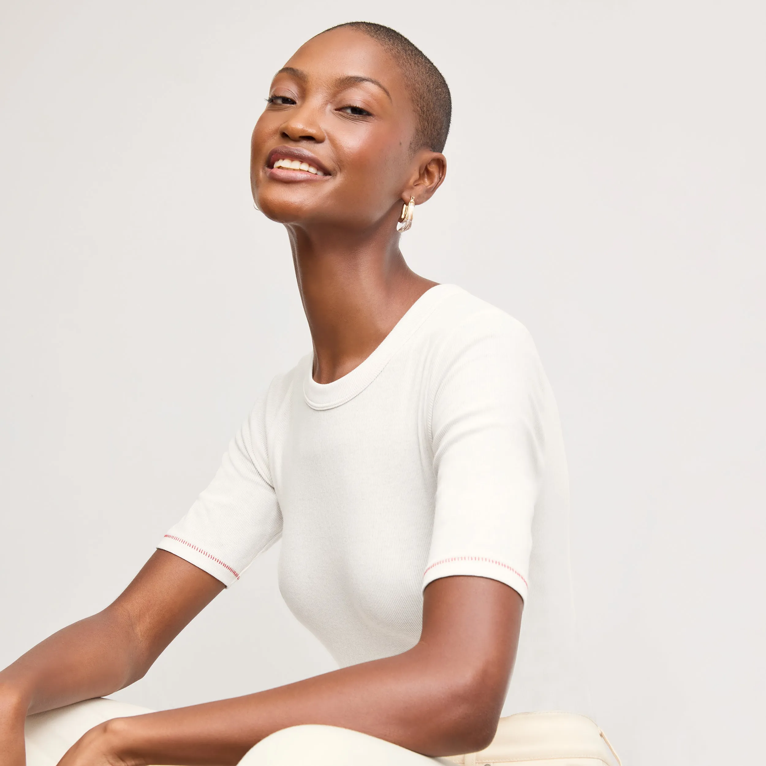 Comfortable Style Chana Fitted T-Shirt - Contrast Organic Ribbed Pima Cotton :: Ivory/Red