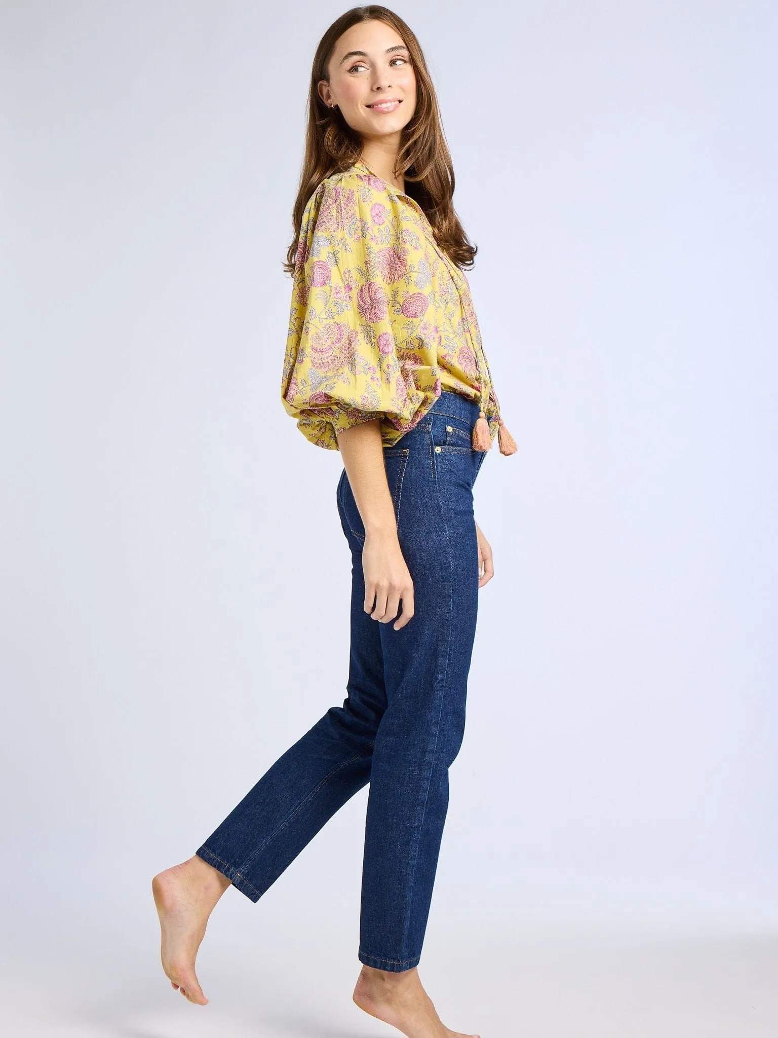 Rolled Hem Finish Charlie Top in Citron Floral