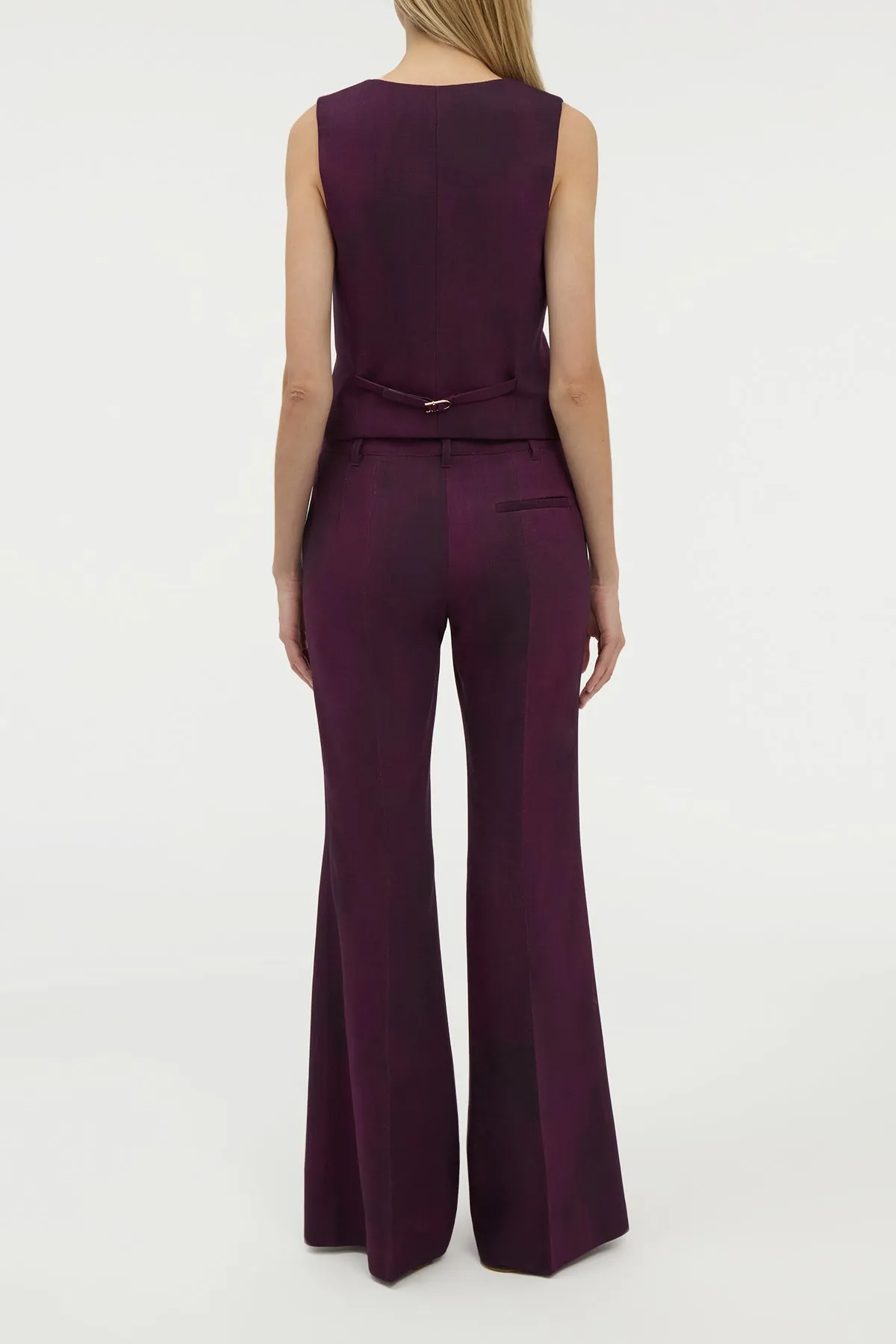 Fade Resistant Dye Taped Neckline Coleridge Vest in Bordeaux Virgin Wool