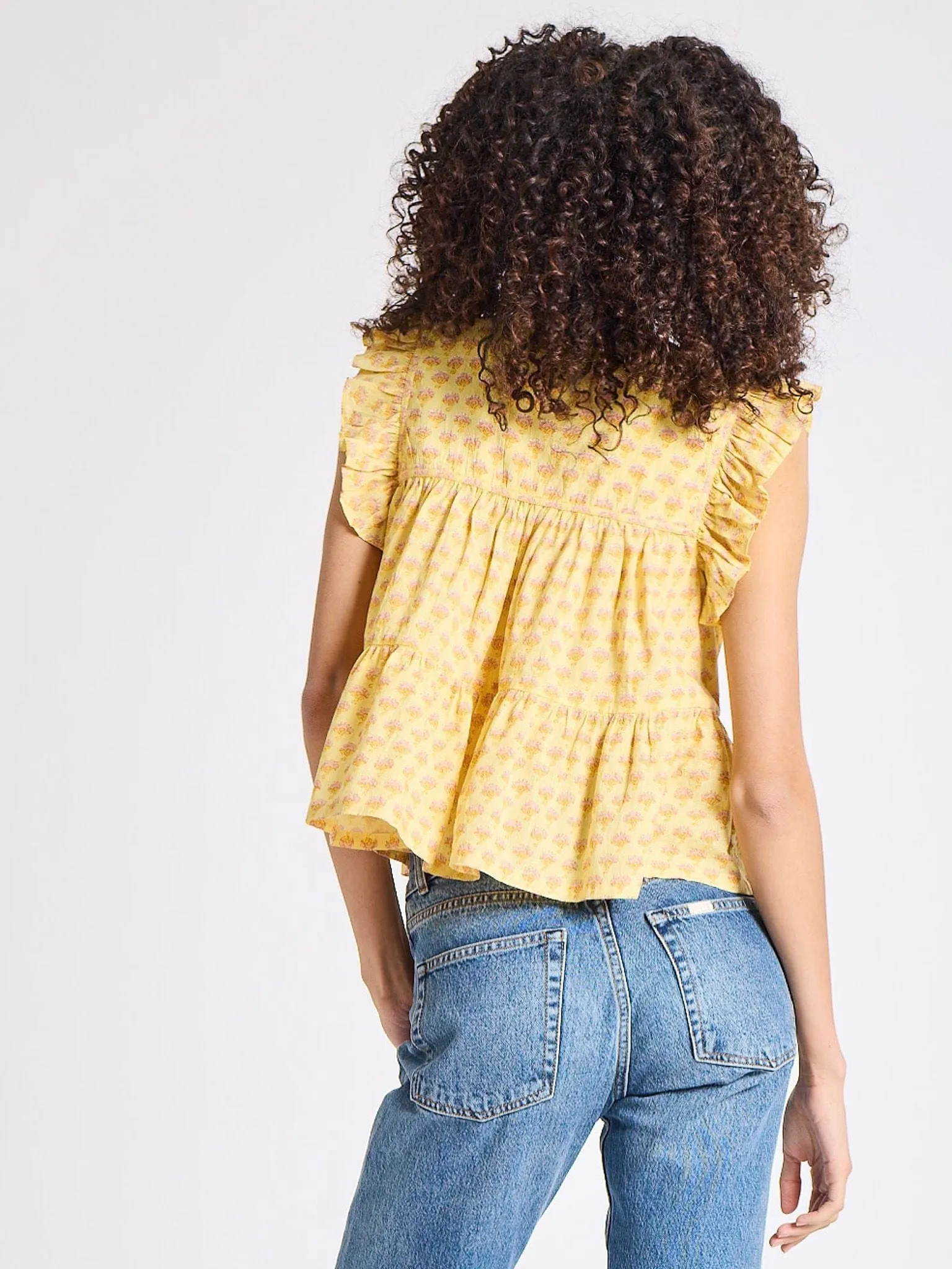 VersatileNeckline Chelsea Top in Buttercup
