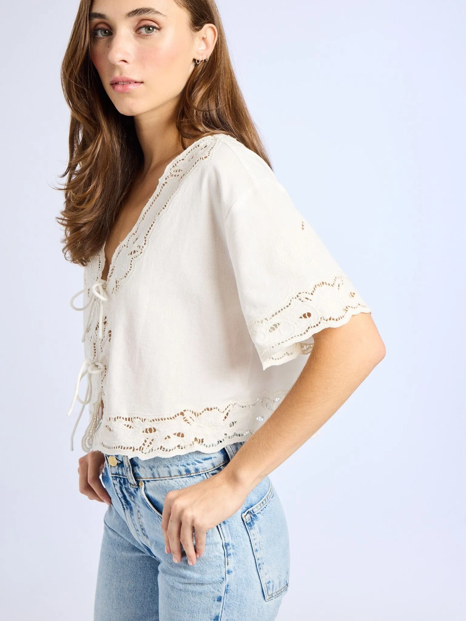 Sara Top in White Embroidered Linen CollapsibleFrame