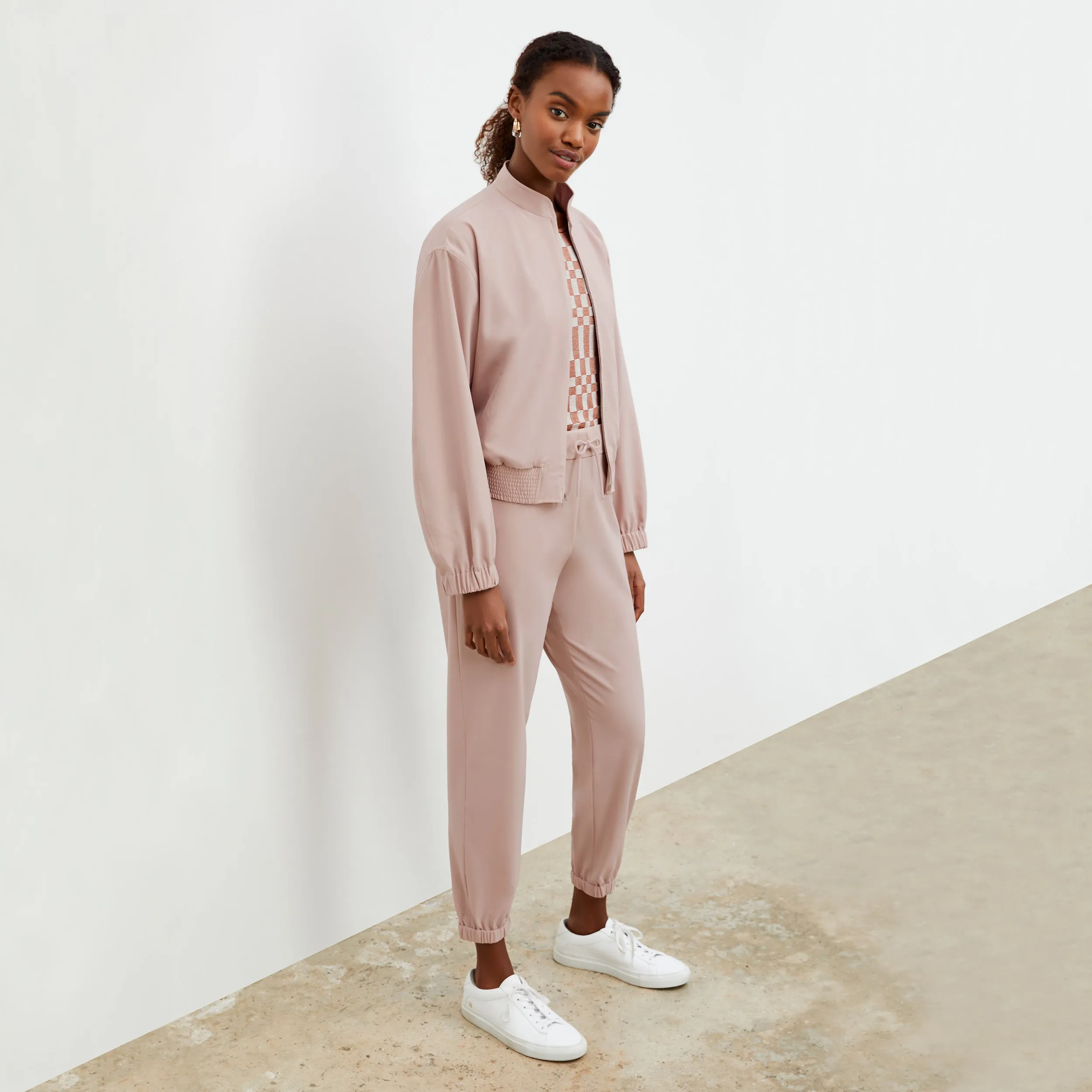 Delaney Jogger - OrigamiTech :: Blush Ultra Soft Lining ReinforcedShoulderConstruction Simple Shirt