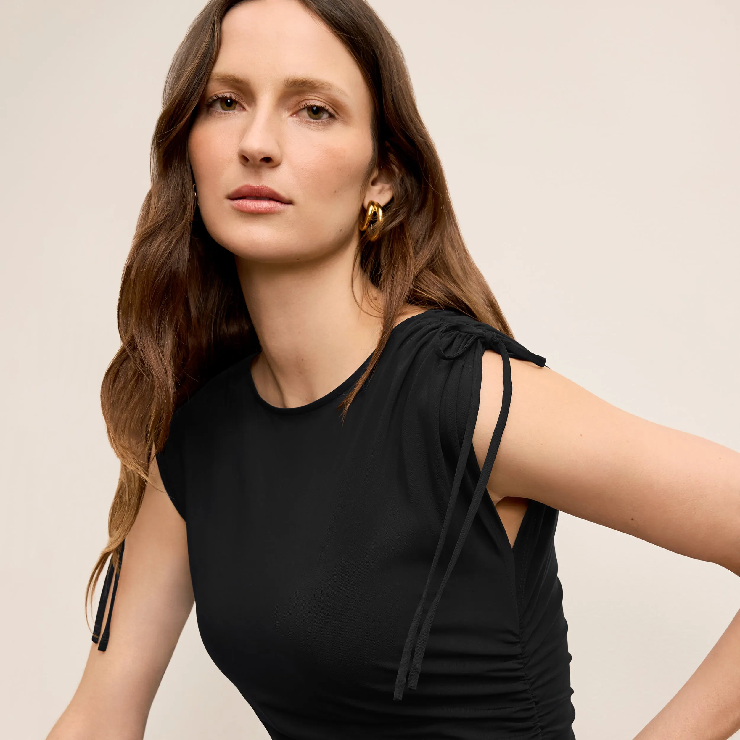 Dotty Cinch-Sleeve Top - Light Jersey :: Black Bold Design QuickDrying