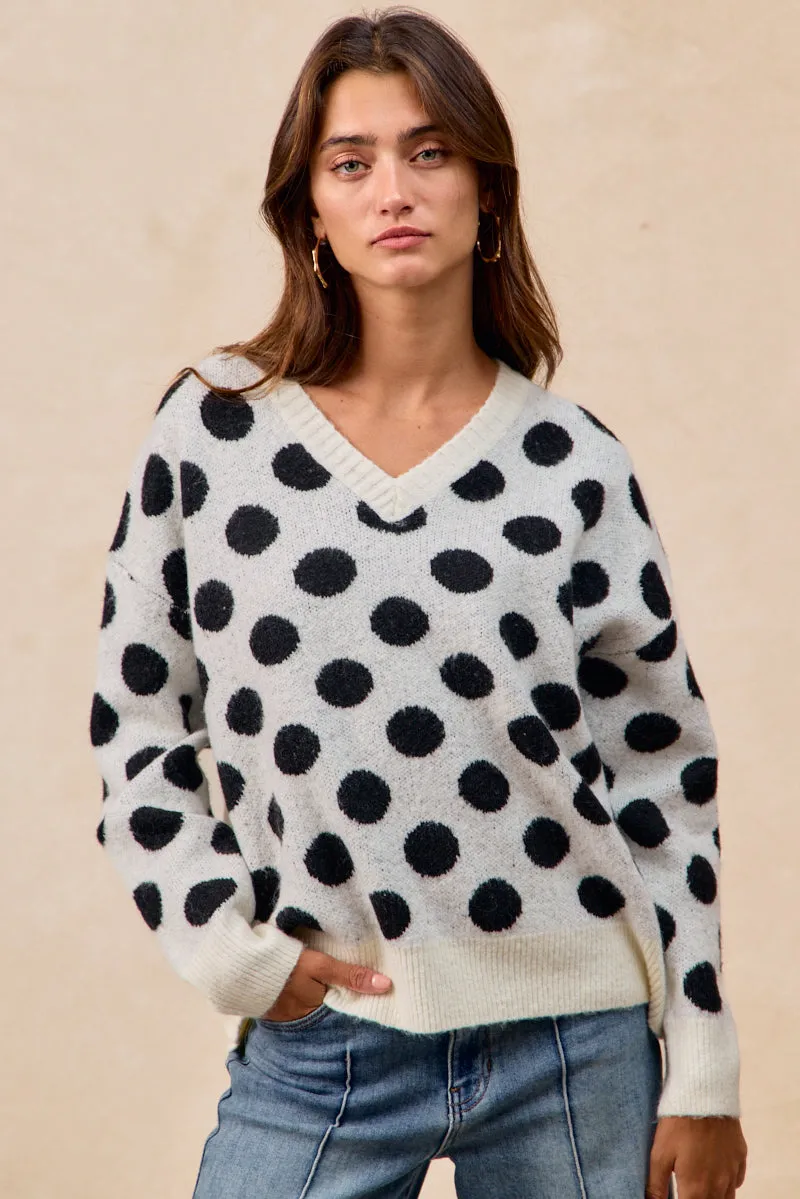 Layered Collar System IT4760H-01 | POLKA DOTS ARTWORK SWEATER TOP WITH V NECKLINE