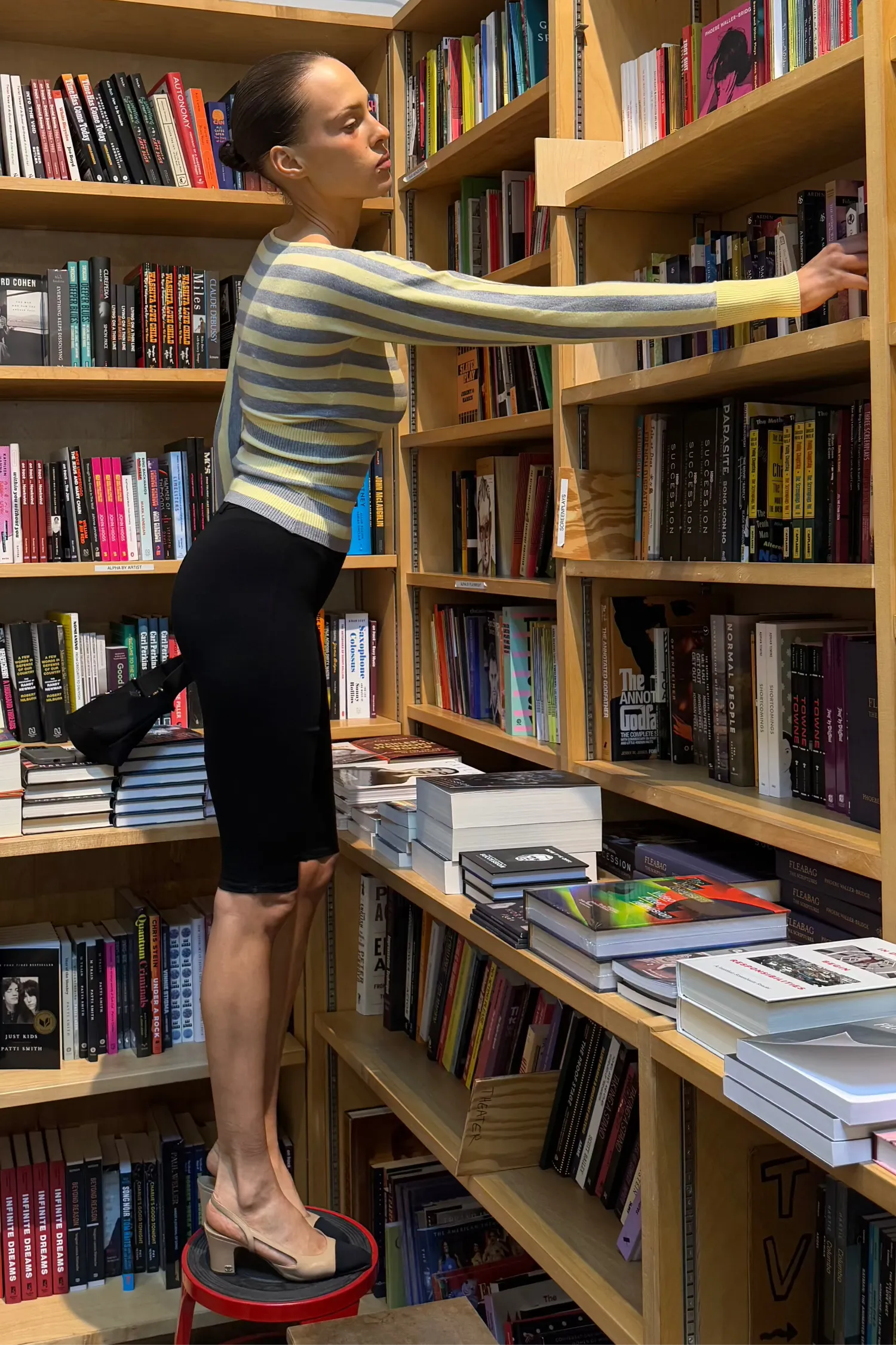 Modern Utility Slim Design HARLEY CAPRI - BLACK