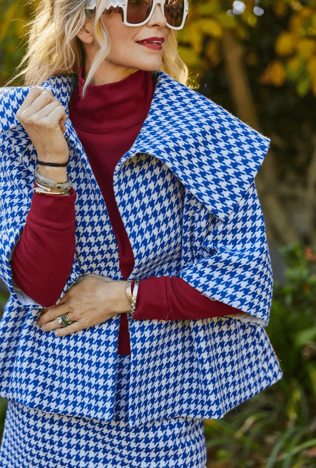BF Cropped Car Coat -  Blue Houndstooth Magnetic Closure
