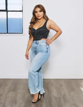 Outdoor Comfort Smart Casual Athlete Fit Daisy Pinch Straight Destroyed Hem Jean