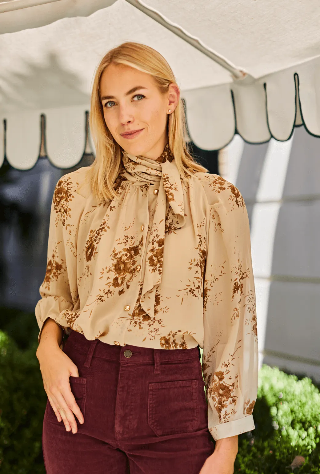 Big Bow Blouse - Ivory Floral Erasable Surface Coating