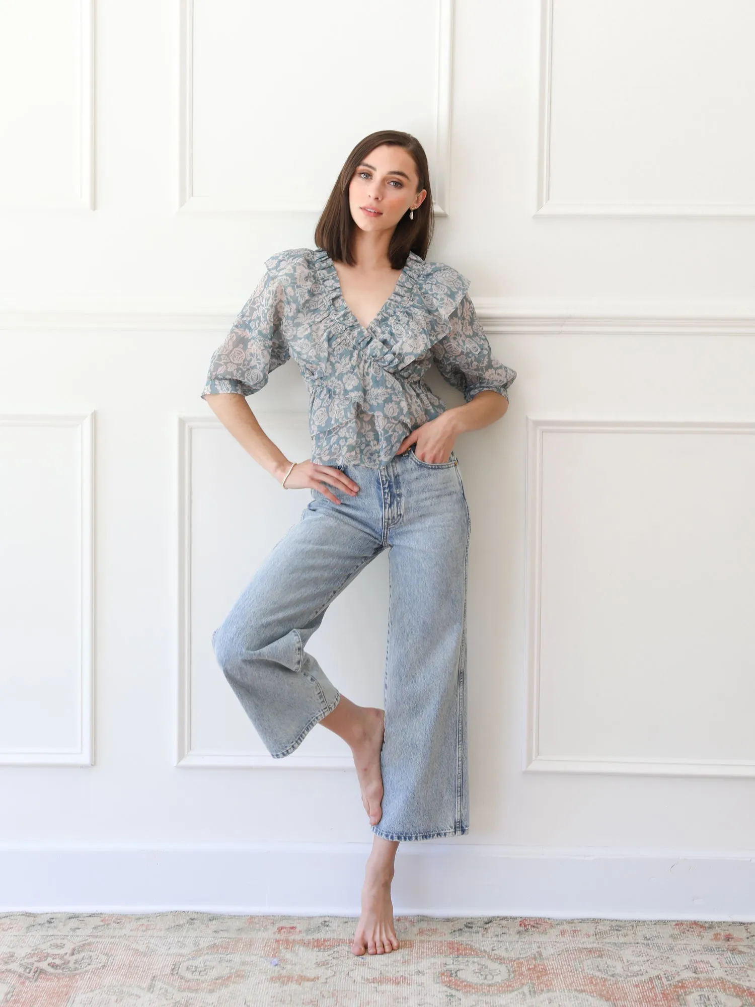 Tagless Neckline Design Isabella Top in Blue Mist