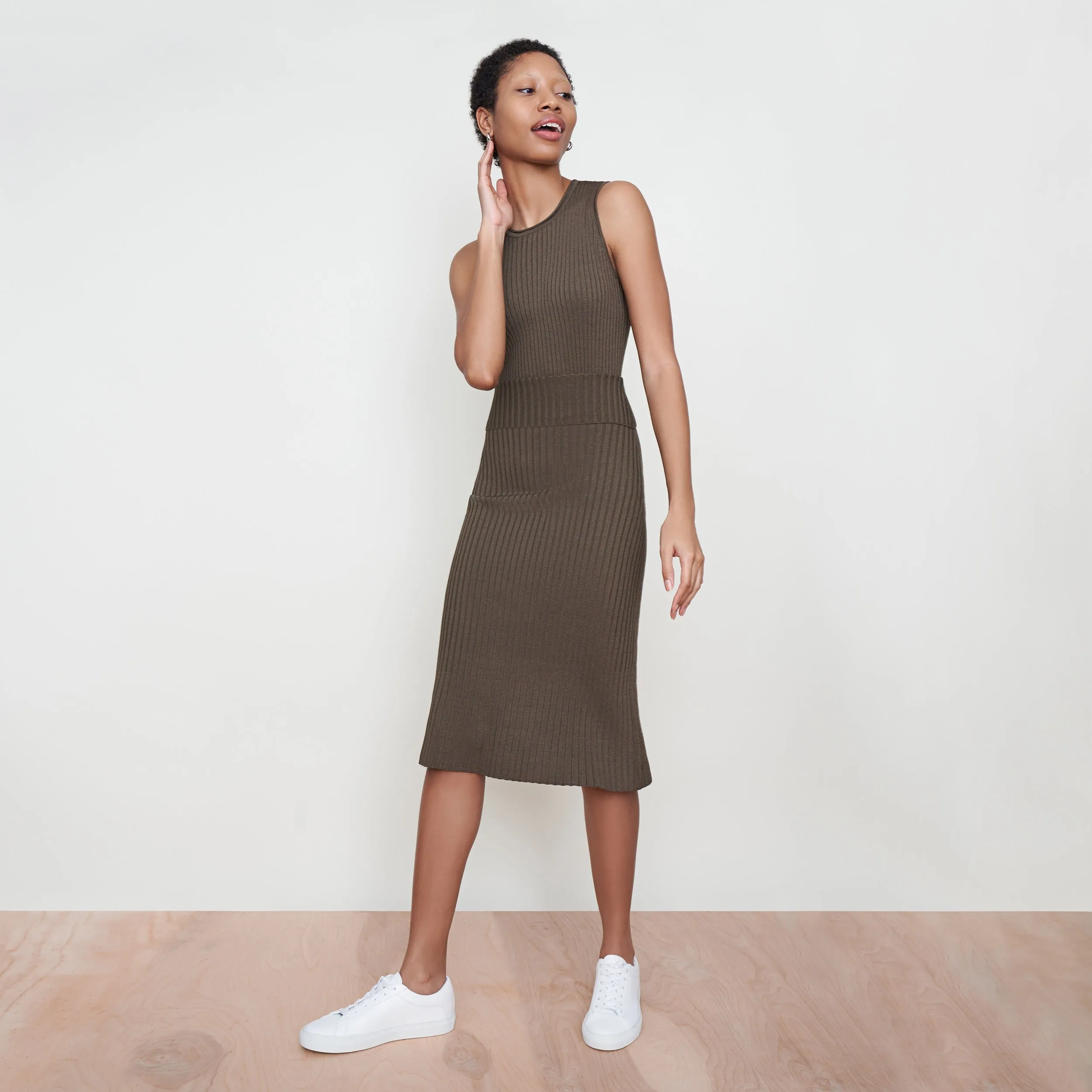 SoftTouch Light Reflective Printing York Skirt - Slinky Knit :: Safari