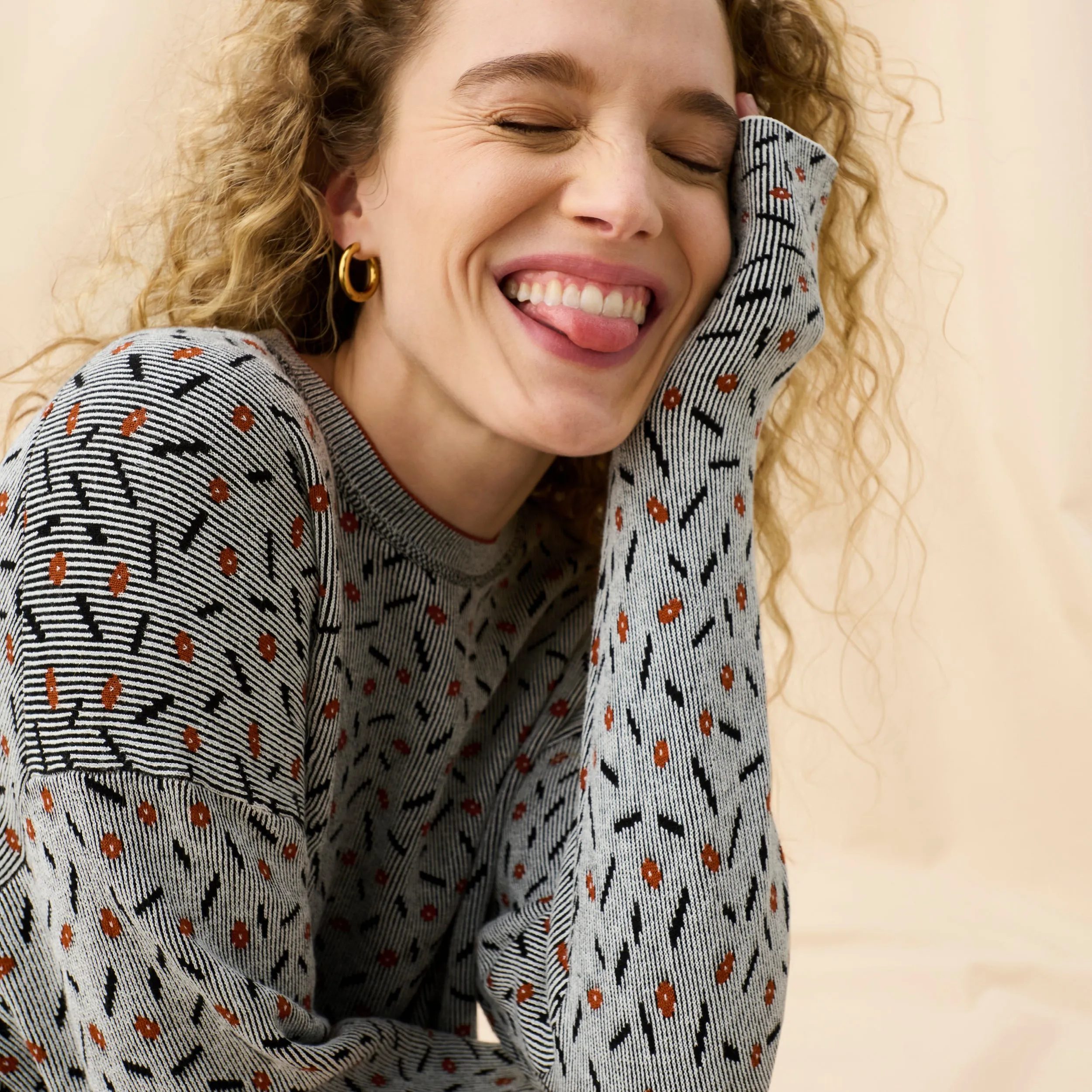 DurableWeave Tyler Pullover - Sprinkle Knit :: Brick / Black Mesh Lining