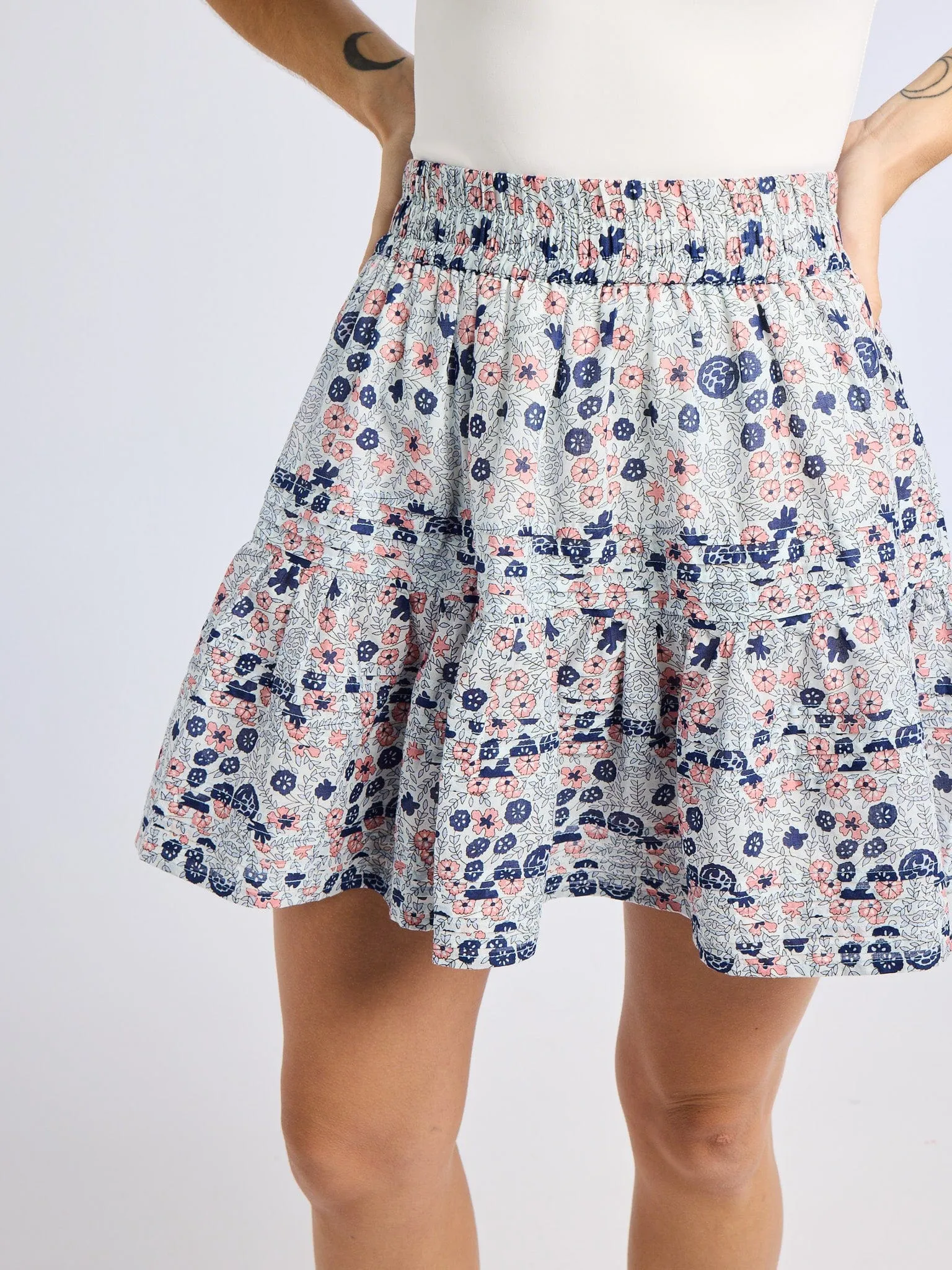 Road Trip Wardrobe Classic Rowan Skirt in Navy Floral