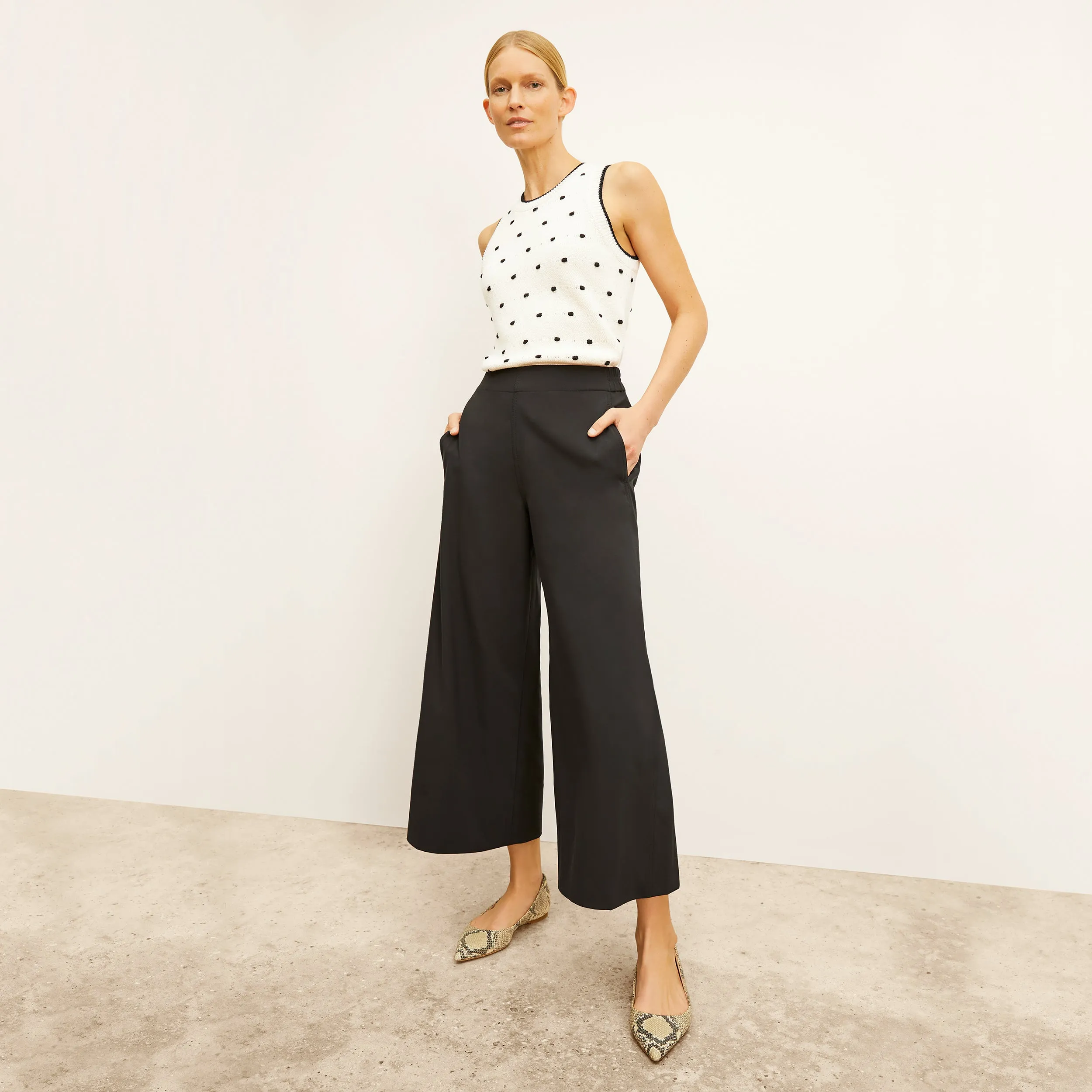 Elena Travel Culotte - OrigamiTech :: Black Sleeveless Top