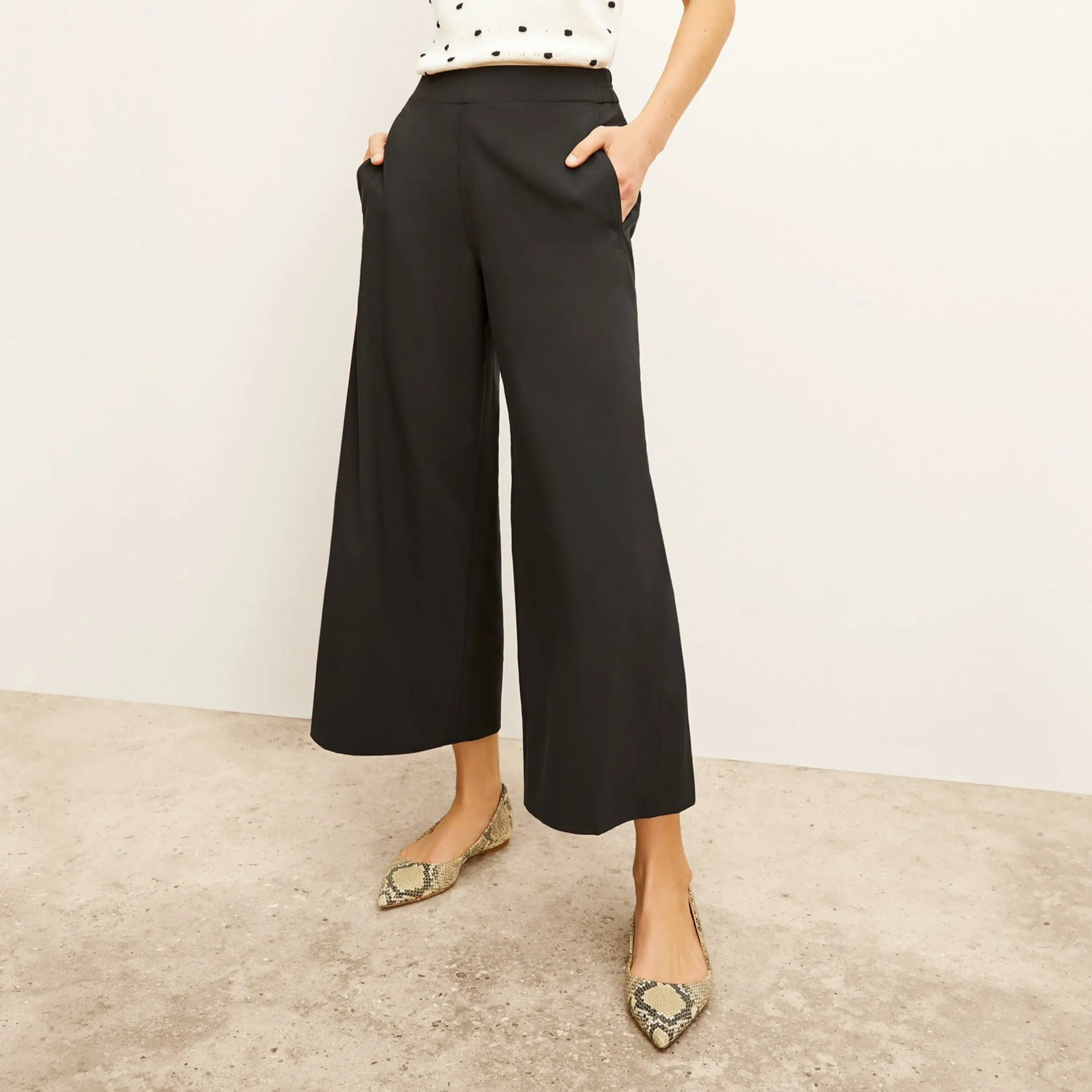 Elena Travel Culotte - OrigamiTech :: Black Non Irritating Seams