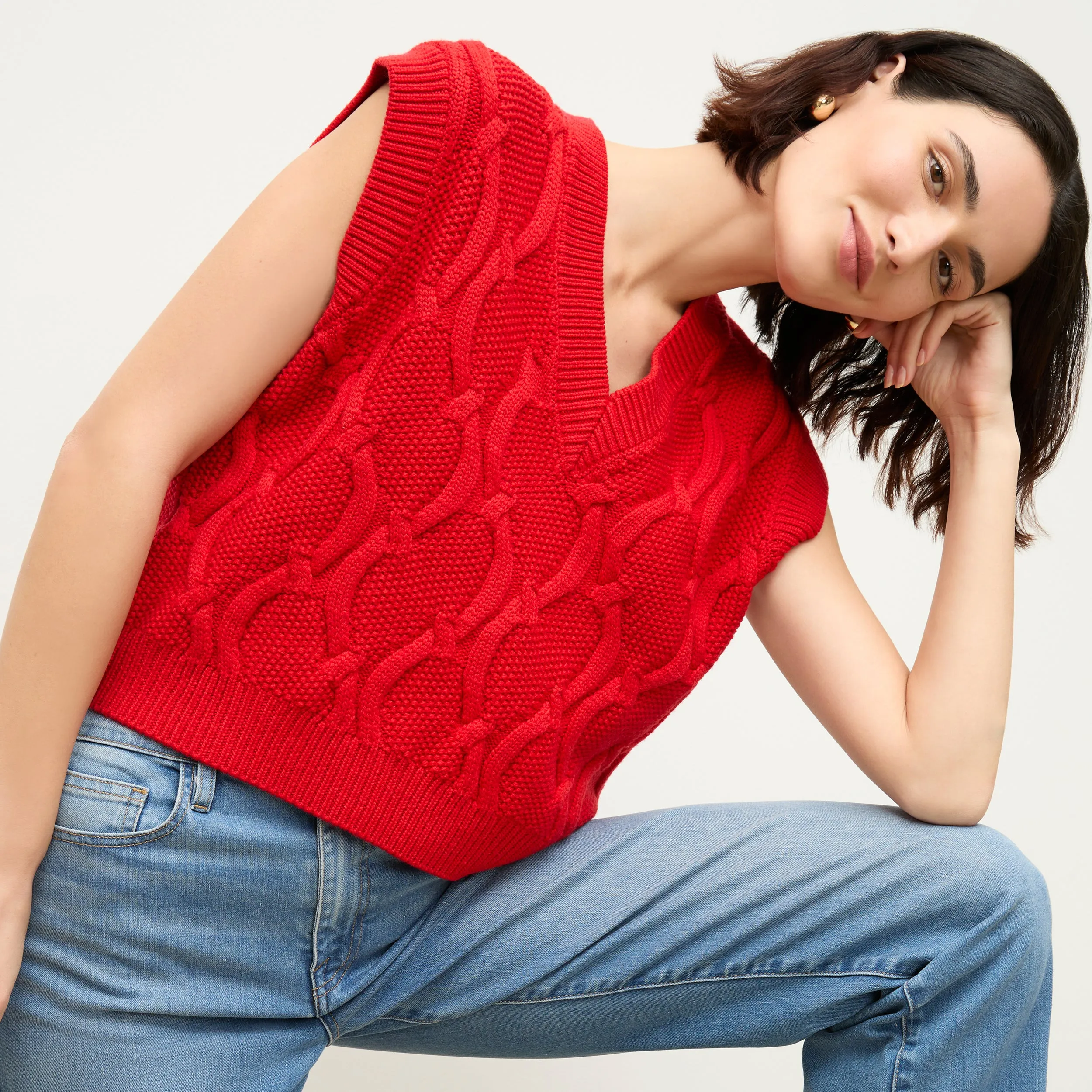 UniversalFit Eloise Vest - Cable Knit :: Strawberry