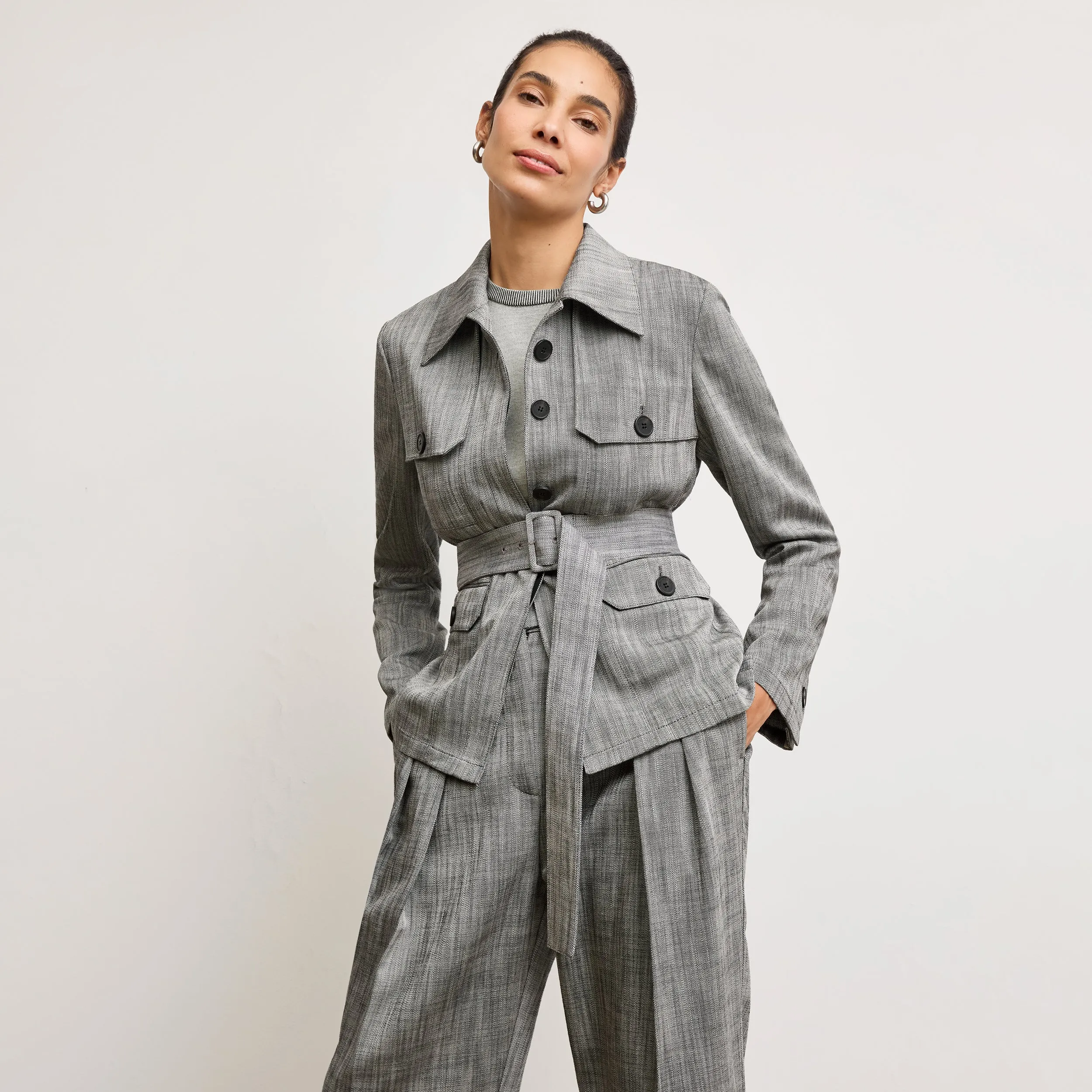 Quilted Stitching Pattern All Season Performance Weave Emery Safari Blazer - Porto Weave :: Black/White