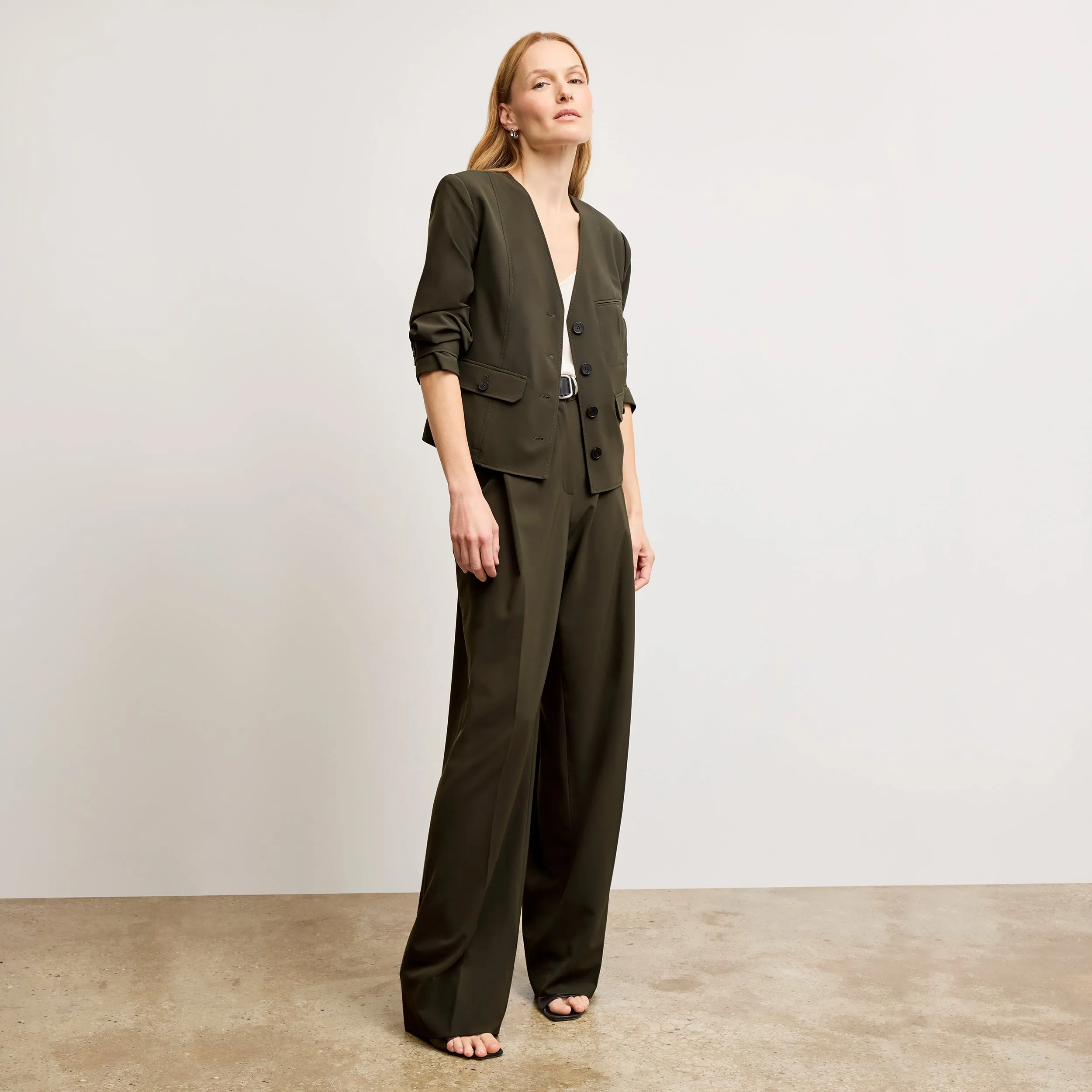 UV protection layer Rina Sculptural Pant - OrigamiTech :: Olive