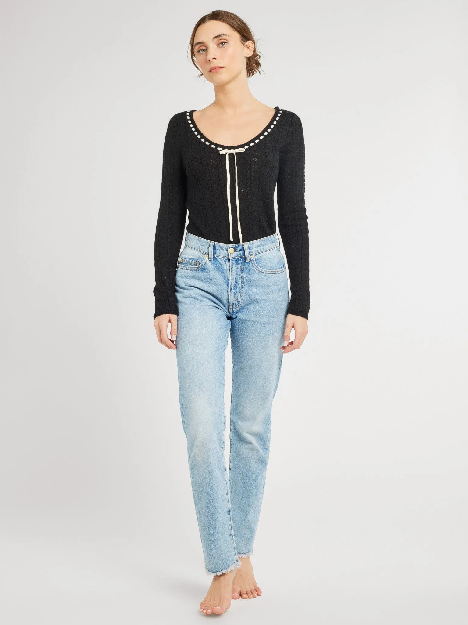 Margaret Pullover in Black Sleeveless Top