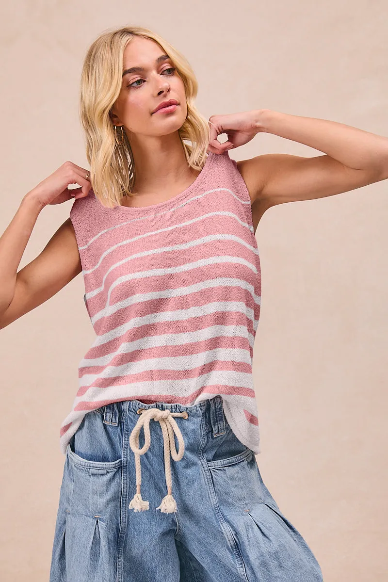 IT4398-01 | STRIPED SLEEVELESS KNIT TOP WindproofDesign Non Irritating Seams