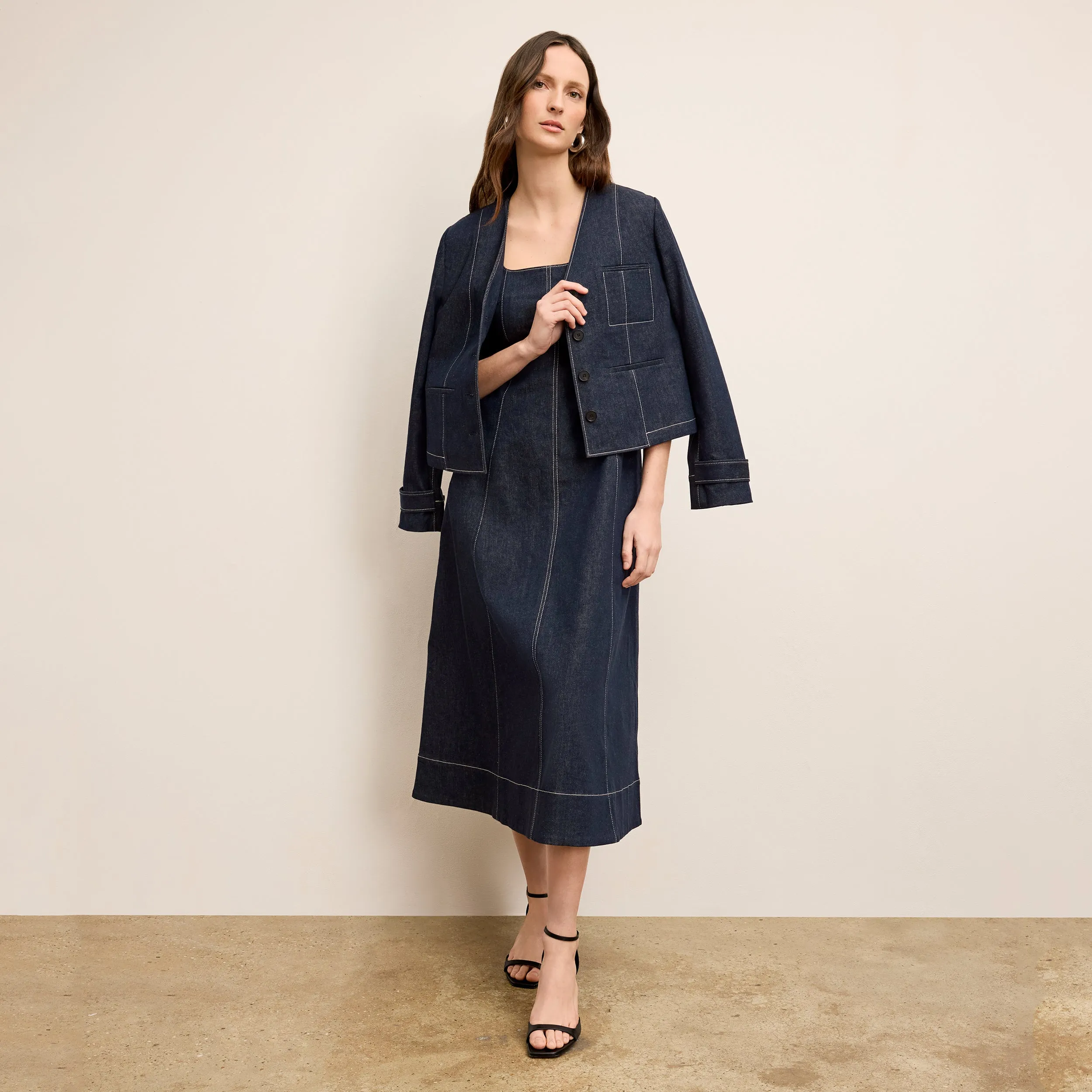 FadeResistant Dye Ayla V-Neck Jacket - Stretch Denim :: Midnight Wash