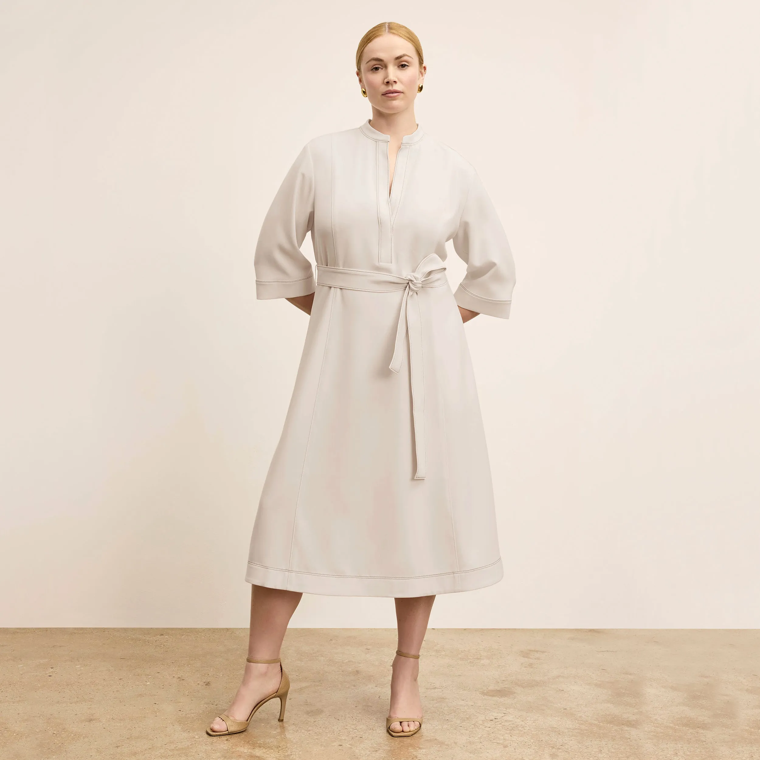 Odor Resistant Material Hydrophobic Threadwork Lauleh Dress - Everyday Crepe with Topstitch :: Eggshell Double Layered Collar