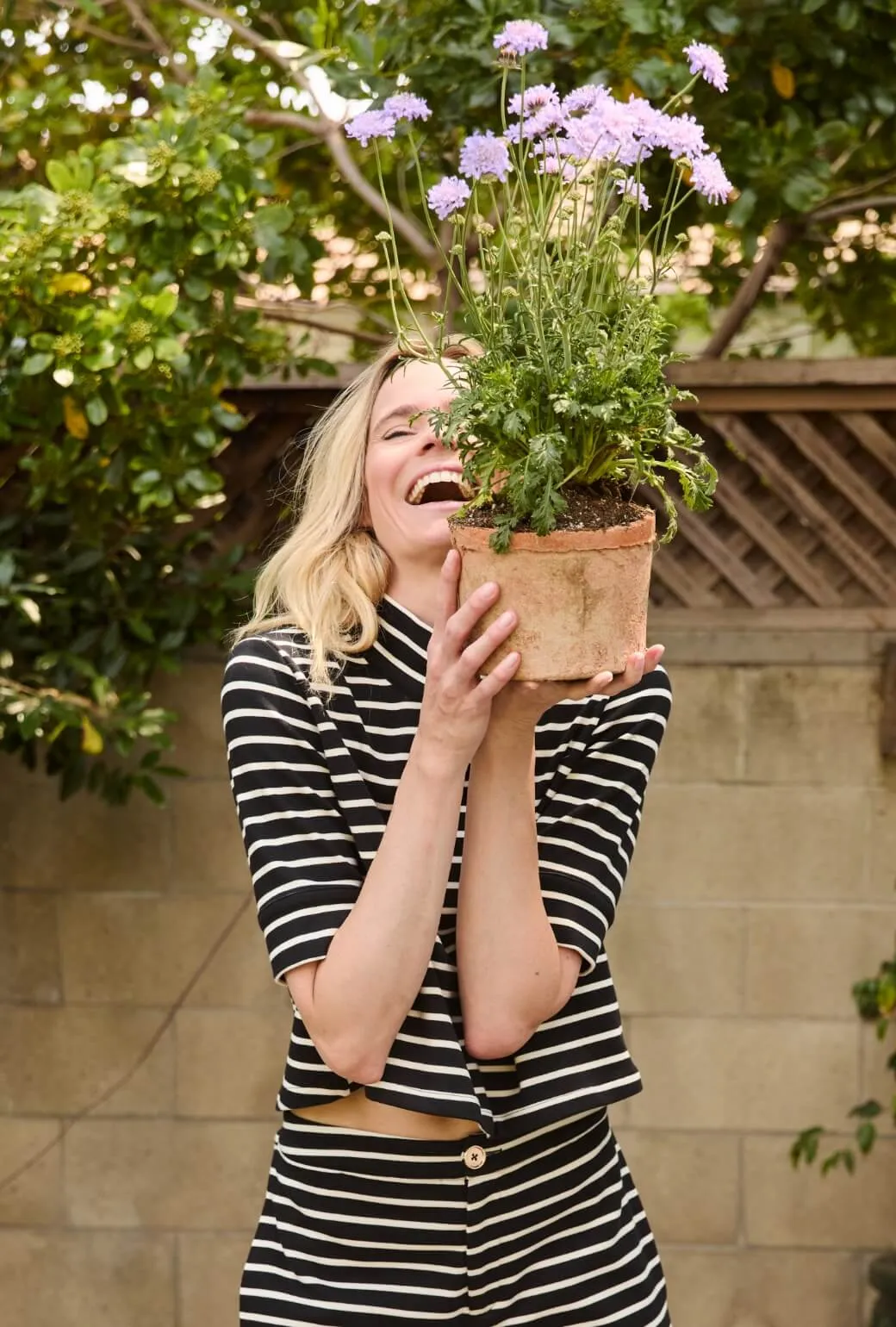 Sandwich Mesh Panel Structure ButtonlessClosure Short Sleeve Mod Top - Black & White Stripe Knit