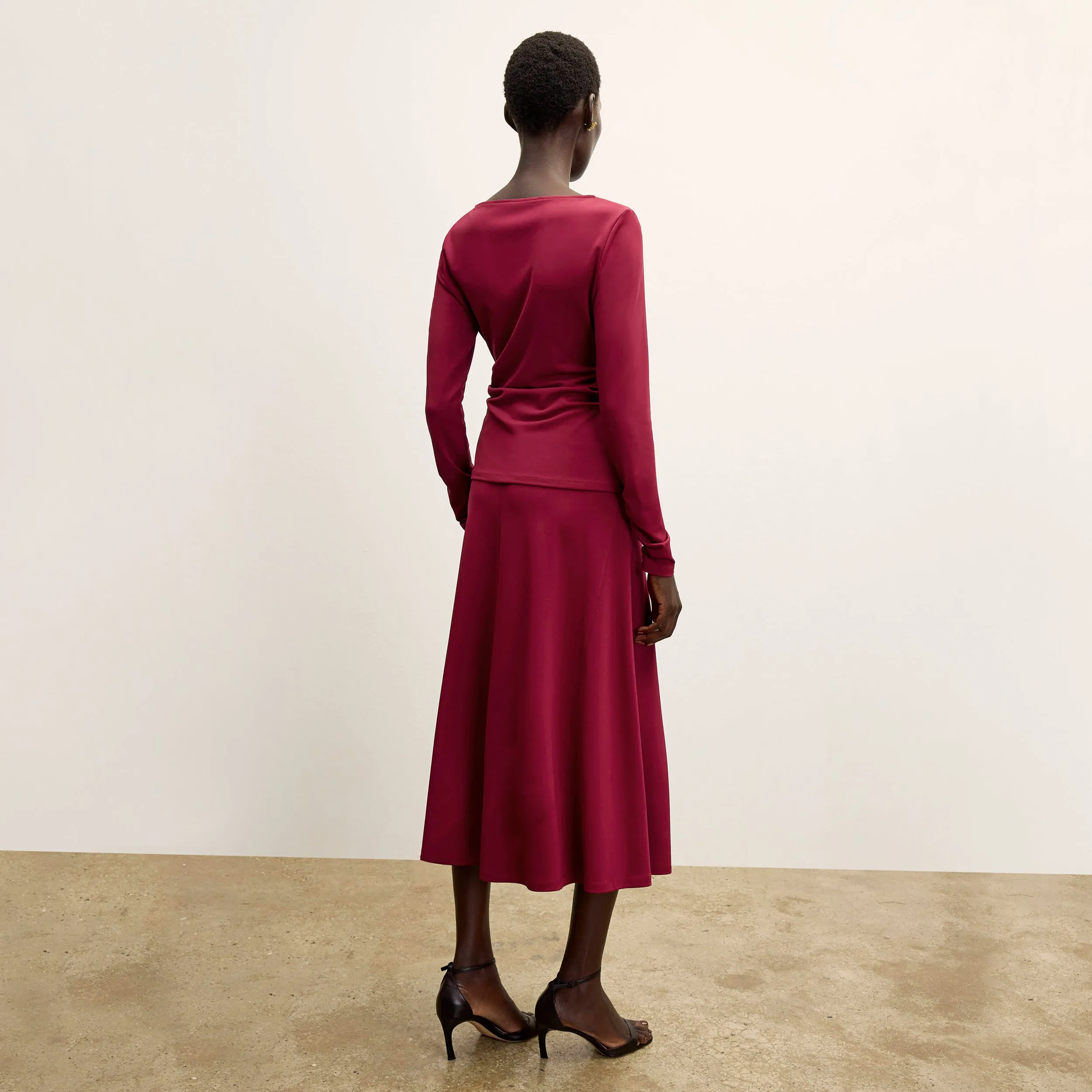 Ribbed Collar Design EasyClean EcoFriendly Textile Misty Skirt - Italian Jersey :: Grenache