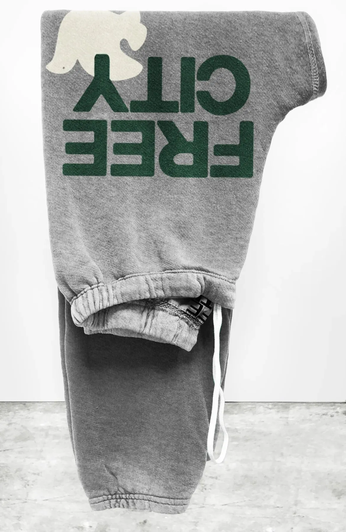 FREECITY HEATHER SWEATPANT MultiPanelBreathability Butter Soft Handfeel