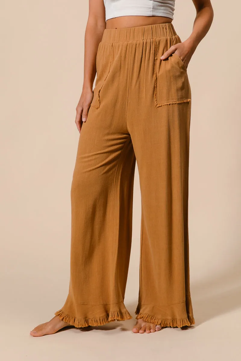 IB1505R-01 | WASHED FRAYED PANTS WITH SIDE POCKET AdjustableTabs FrictionResistantEdging