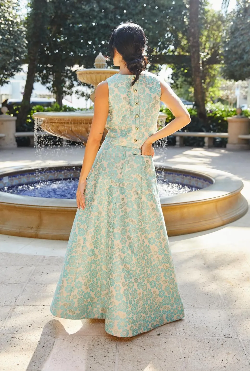 Guest Skirt - Aqua Brightline OdorResistantFinish Soft Brush Lining