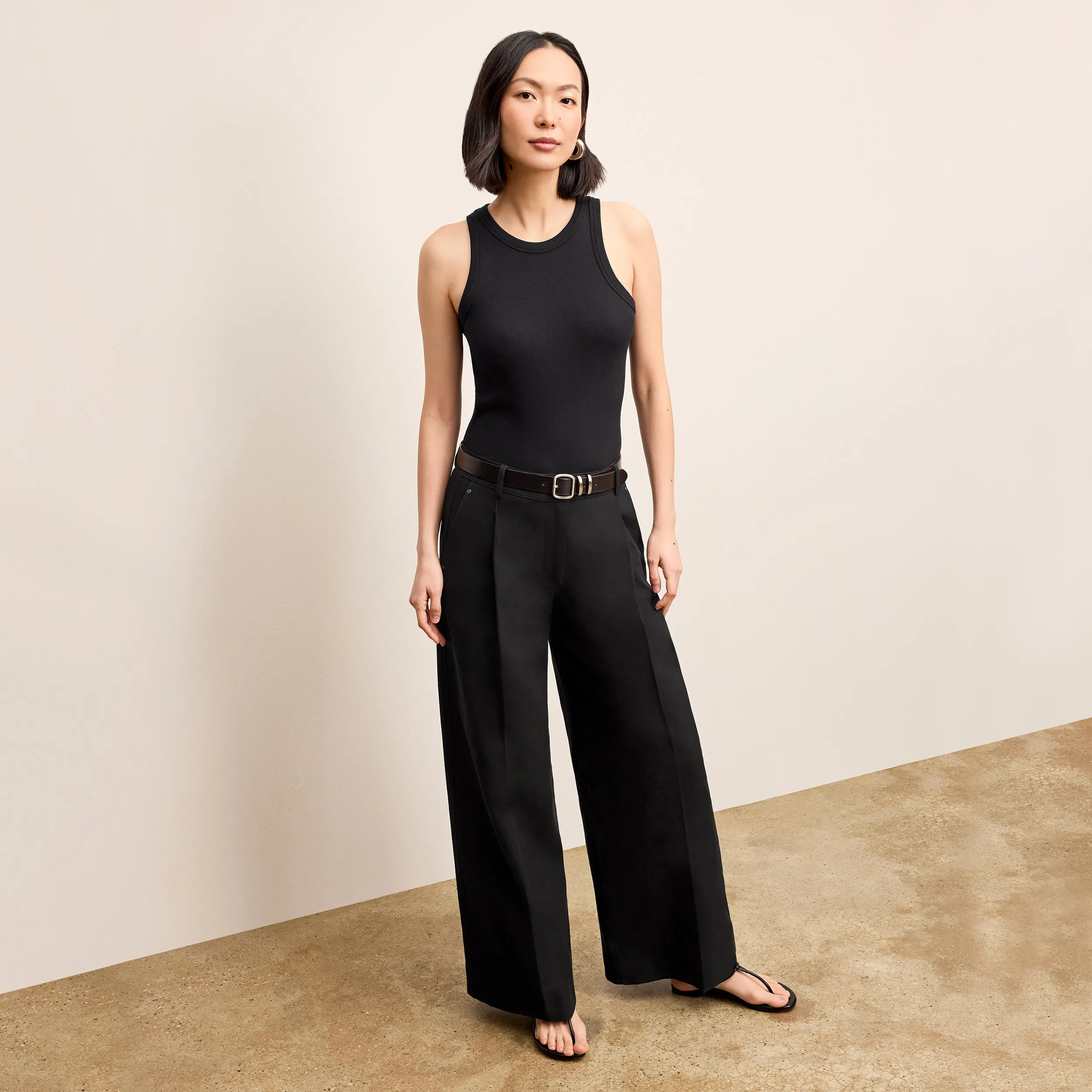 OdorResistantFinish LowProfile Zipper Harrison Wide Pleated Jean - Better Than Denim :: Black