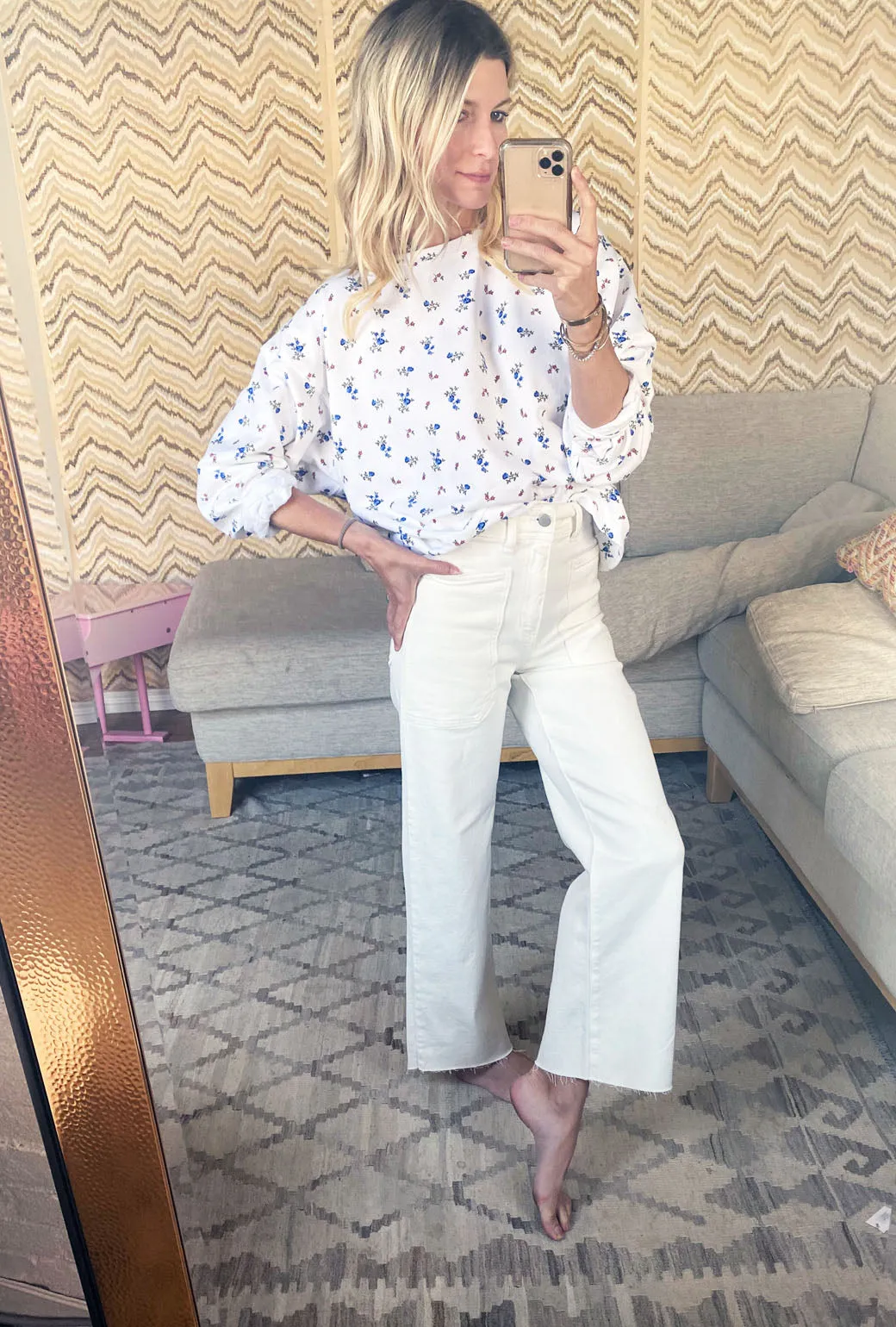 Flexible Gusset Design Double Stitched High Rise Sailor Jeans - Off White