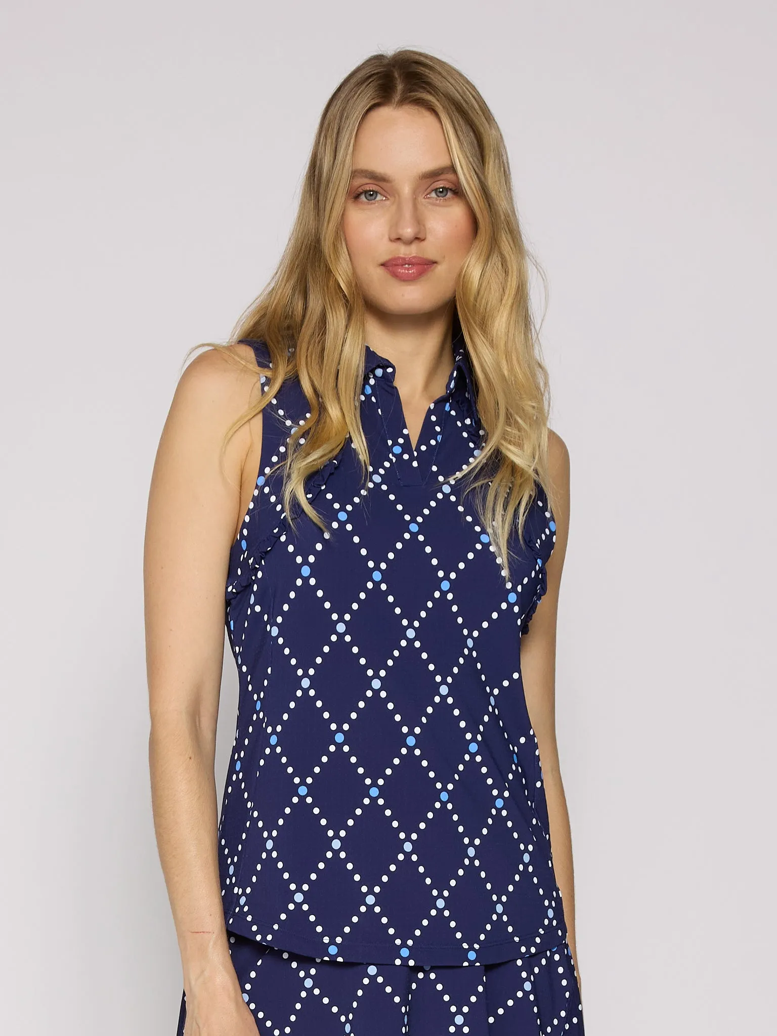 ContrastTipping Sleeveless Ruffle Polo Top in Diamond Geo Navy