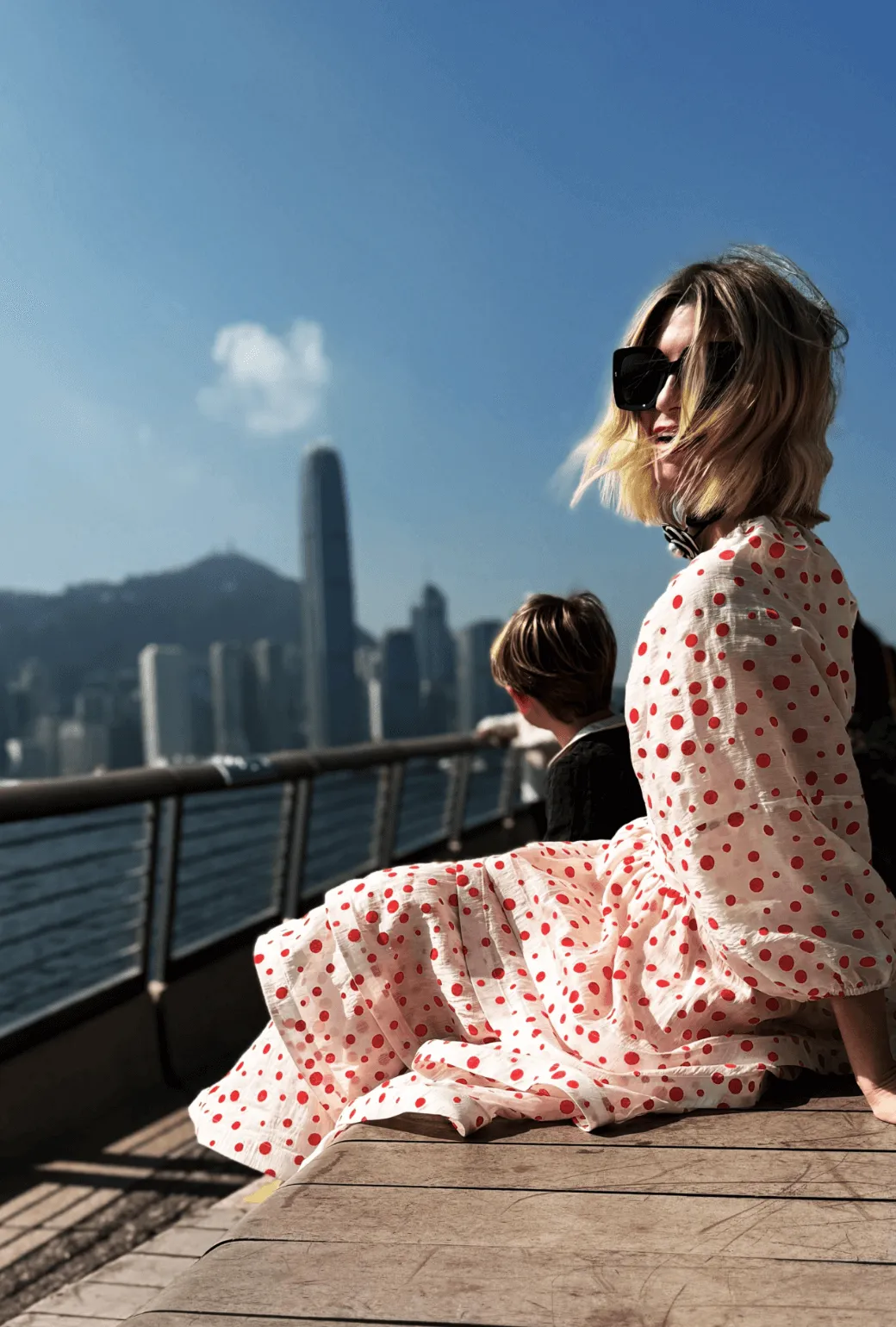 Weighted Hem Design Airflow Weave Pattern Balloon Sleeve Bustier - Flocking Dot